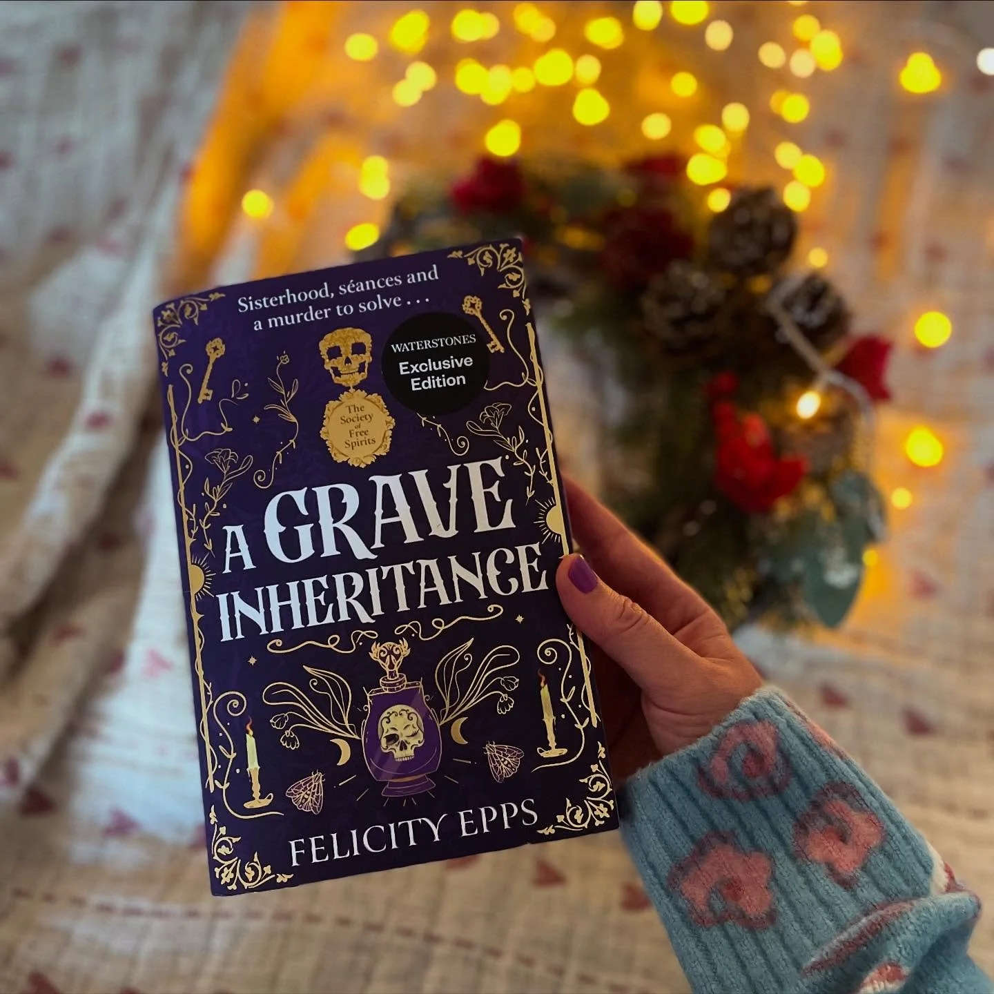 We put up our Christmas tree this week, even though I&rsquo;m still not ready to take down the Halloween ghosts and pumpkins 🤫 

With another round of edits for Book 2 sent off, I&rsquo;m now back to working on Book 3 and having lots of fun research