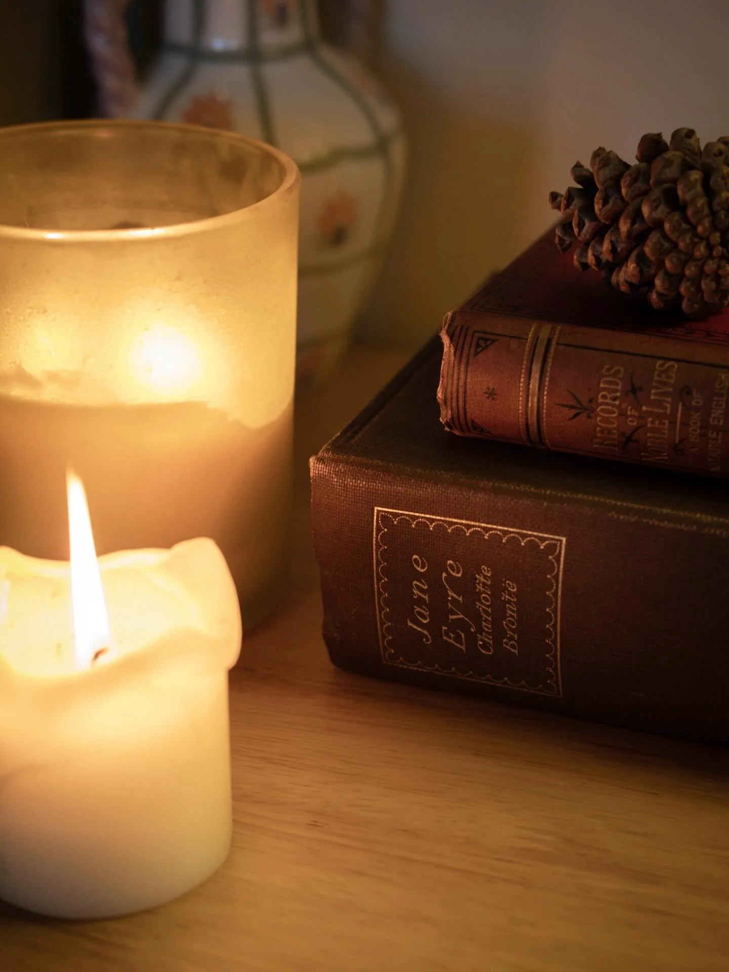 🎄✨📚

Books, festive treats and days out and about! 

I was recently sent a proof copy of The Heirs by Faridah &Agrave;b&iacute;k&eacute;-&Iacute;y&iacute;m&iacute;d&eacute; which I&rsquo;m very excited to read! I loved her previous book, Where Slee