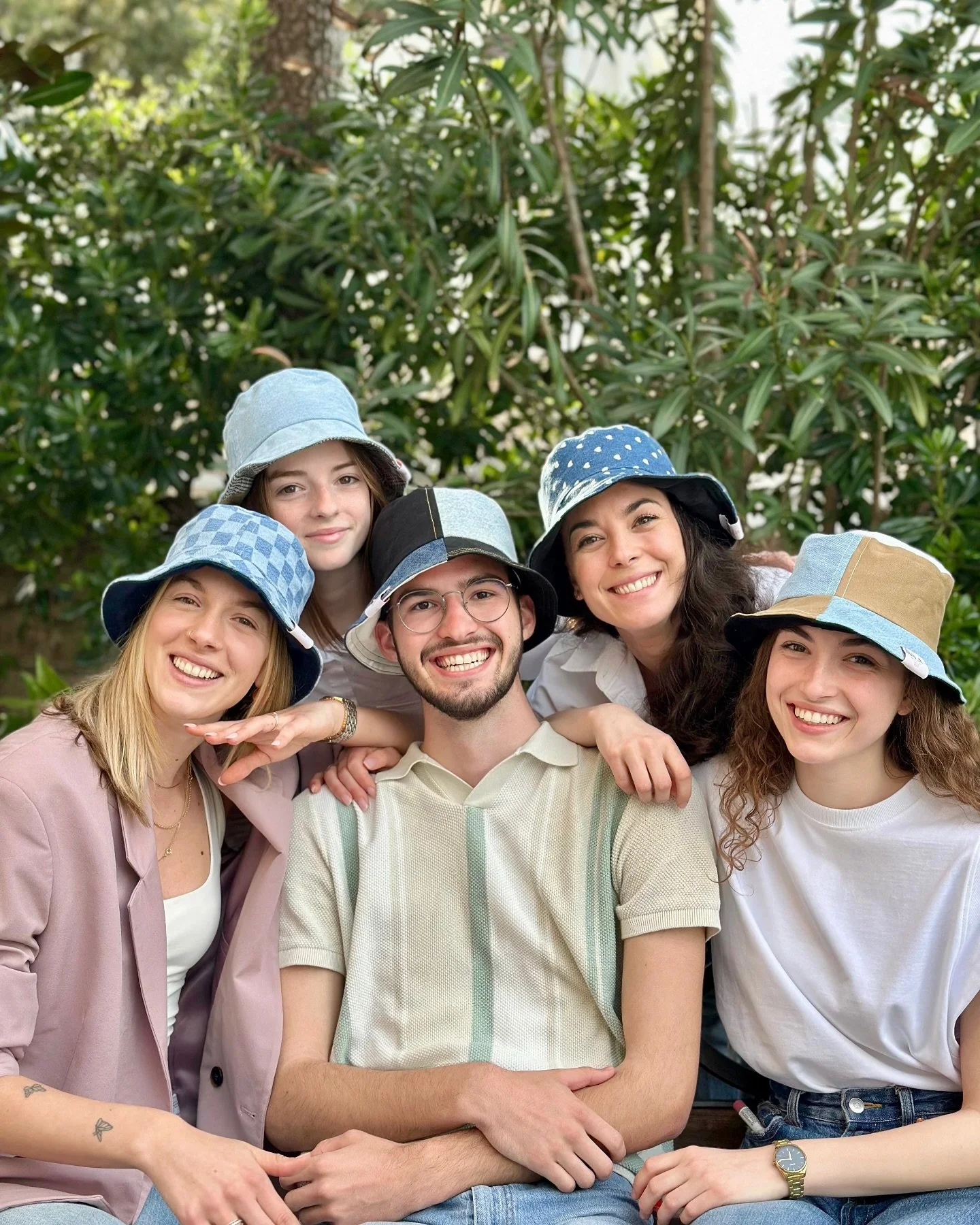A family of bucket hats💙 

#family #buckethats #malabuckethats