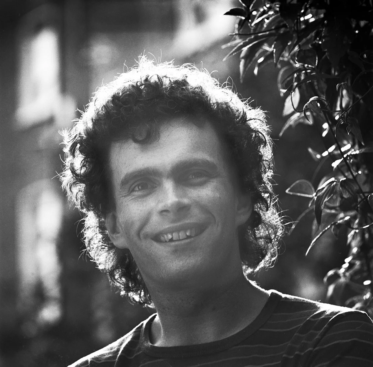 Simon Rattle, as a young conductor at  Glyndebourne