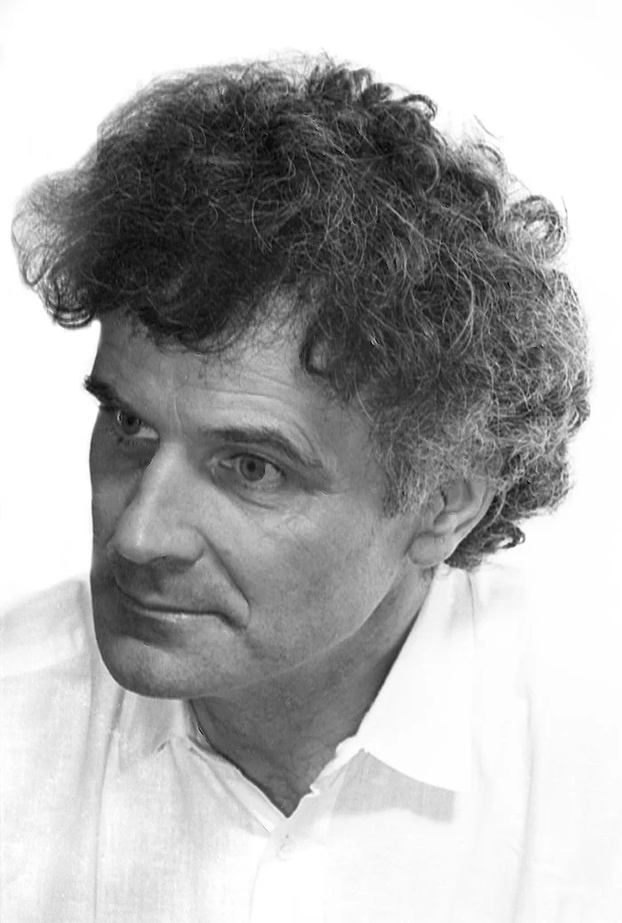 Peter Maxwell Davies, a colleague from my earliest days. This is one of my favourite photo portraits.