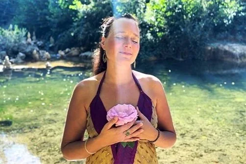 Alex-pink-rose.jpg