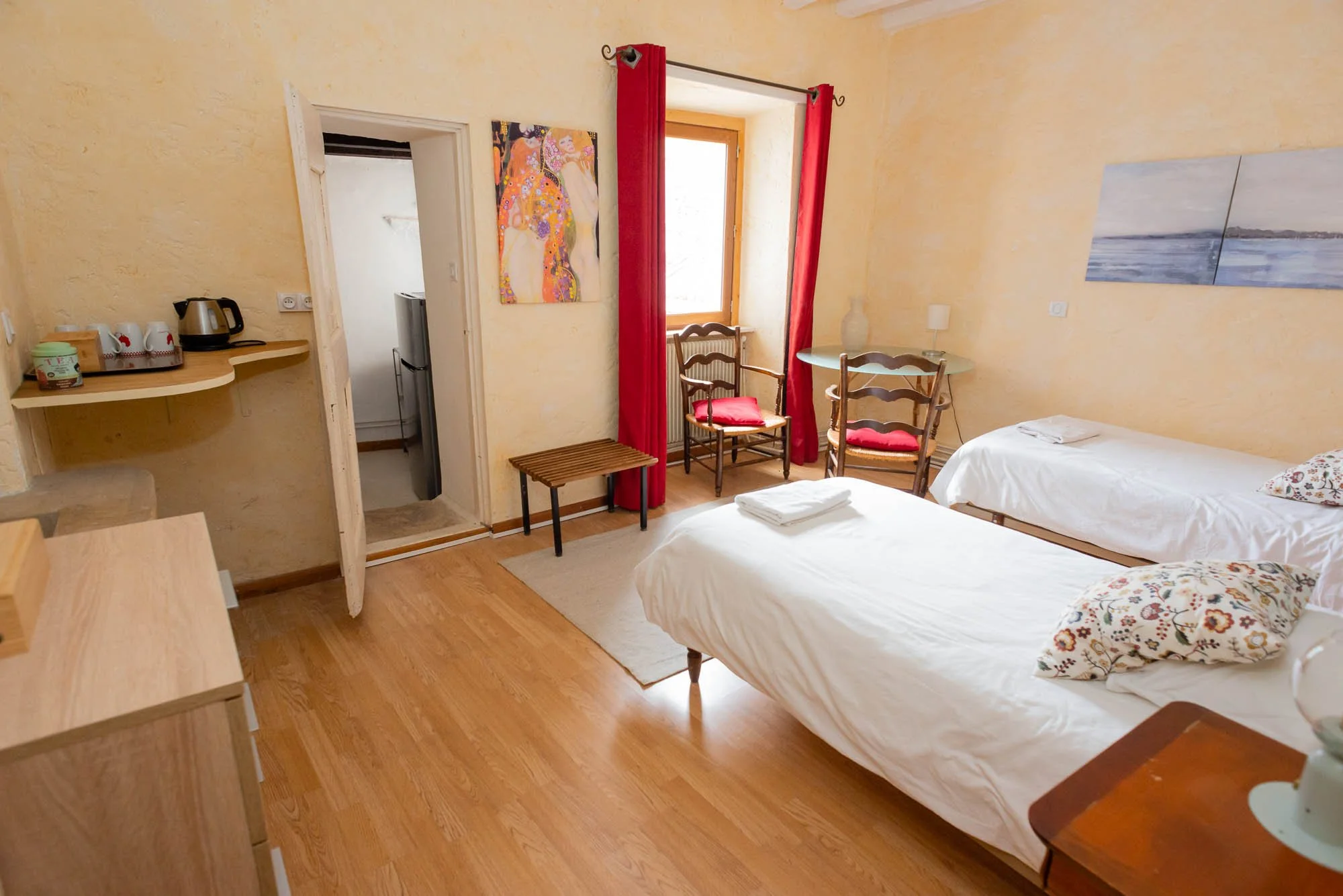 Twin Room with Kitchenette