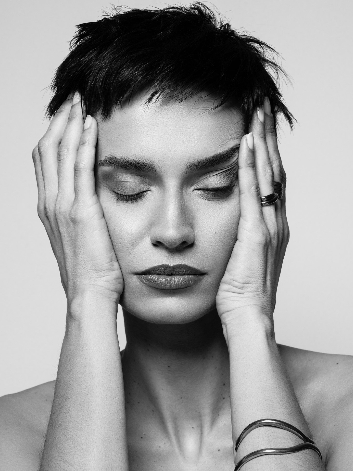 muse @julirisinka 
hair &amp; makeup @nadjamaerz.mua 
jewelry @williamwotzjewelry