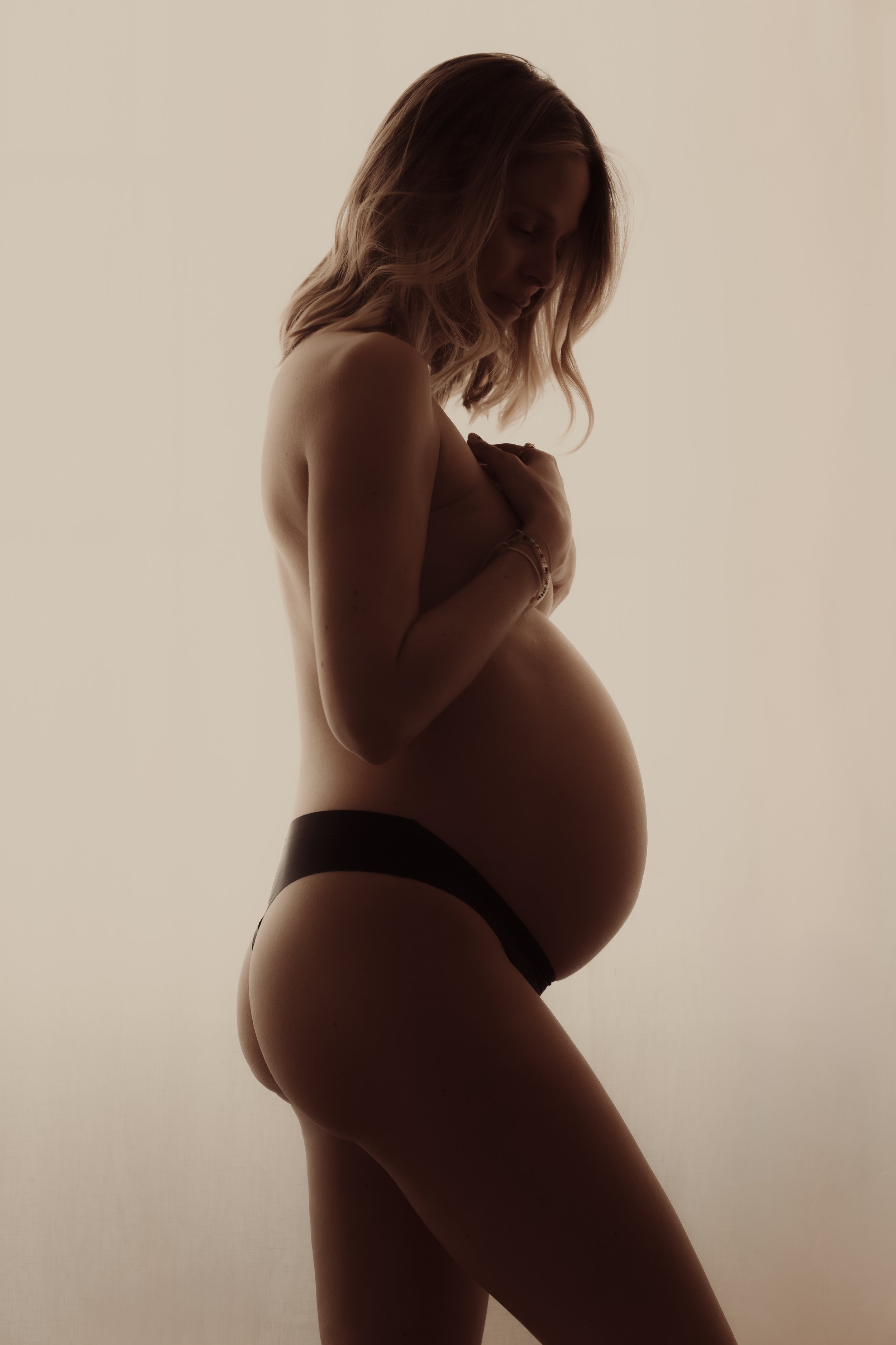 Tanja-Babybauch-54.jpg