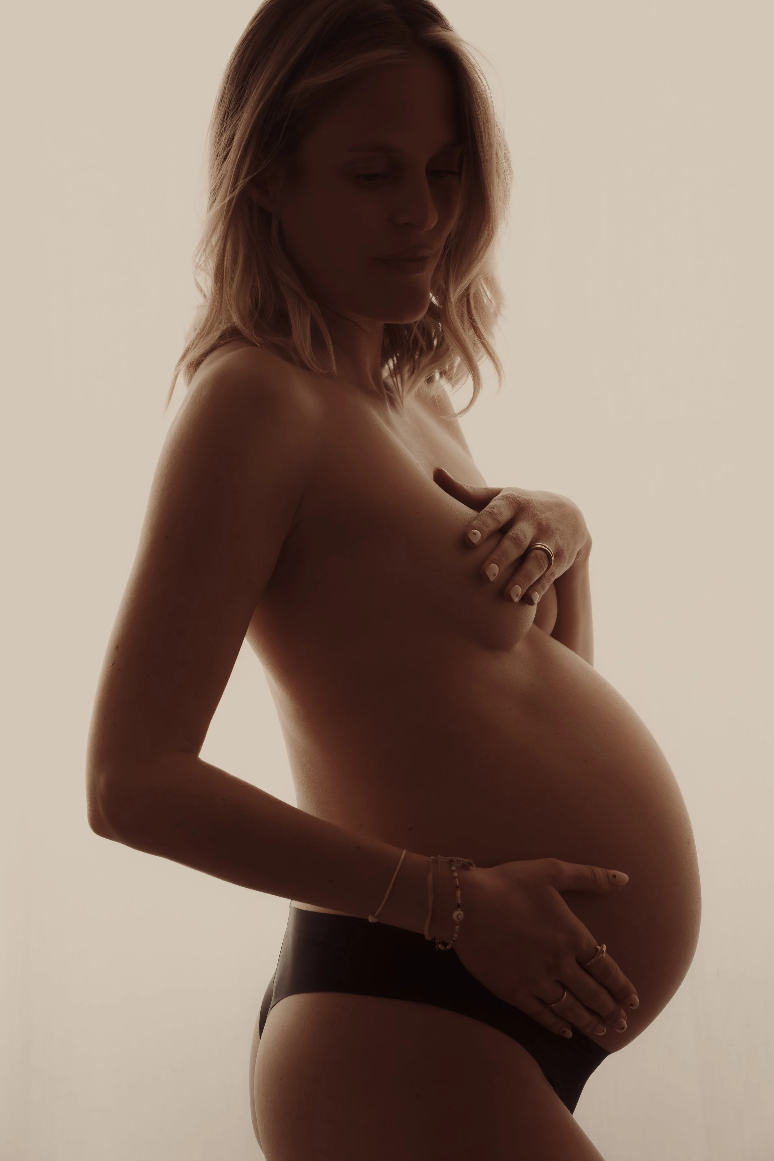 Tanja-Babybauch-51.jpg