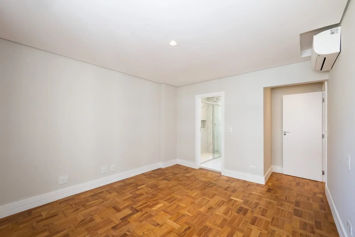 WhatsApp Image 2025-10-30 at 22.59.21 (1).jpeg