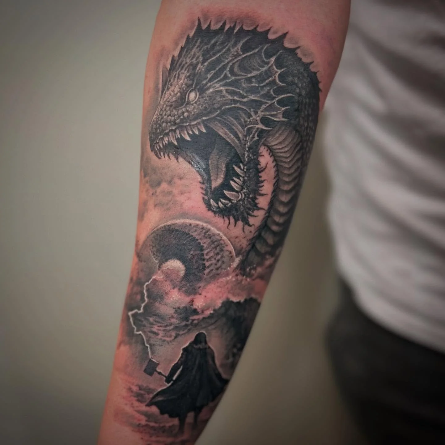 Some progress on Michael’s #ragnarok #sleeve ⚡️🐍 🌳 🐿️ 🪐  world serpent covers up old numerals 🙌  the sacred tree is healed at top of arm 😀 looking foward to continuing 💛 #aatattoofamily #art #ink #lovr #instatattoo #norsemythology #j&oum