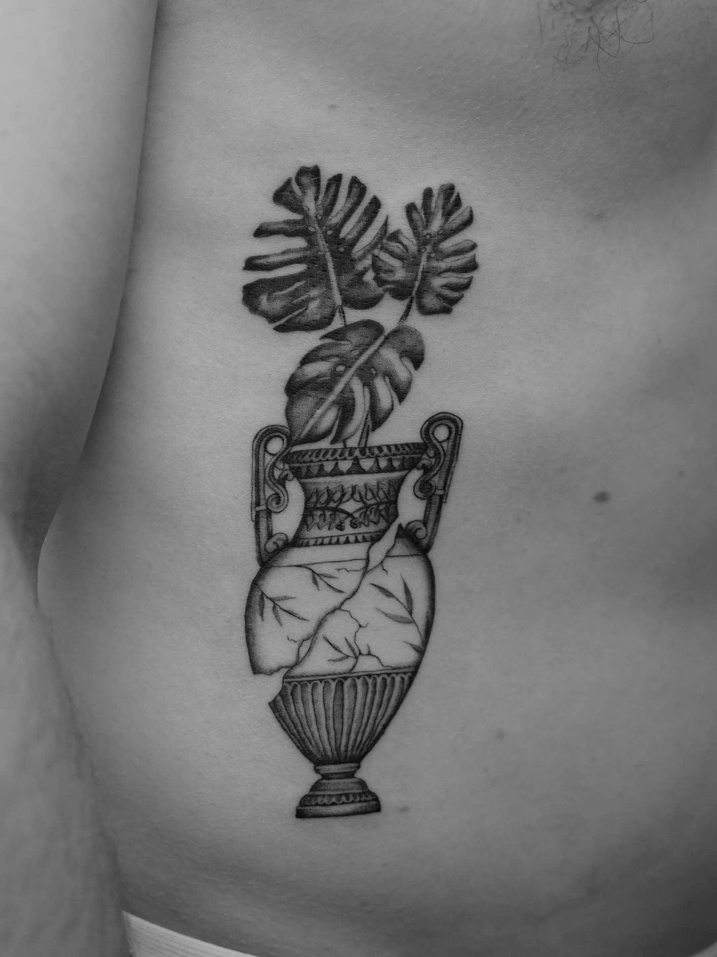 Love a vase, let’s do more! Thanks Matt 🤘🏼
For all enquiries please DM me or email me ~ alfie@almostangels.co.uk
Made at @aatattoofamily