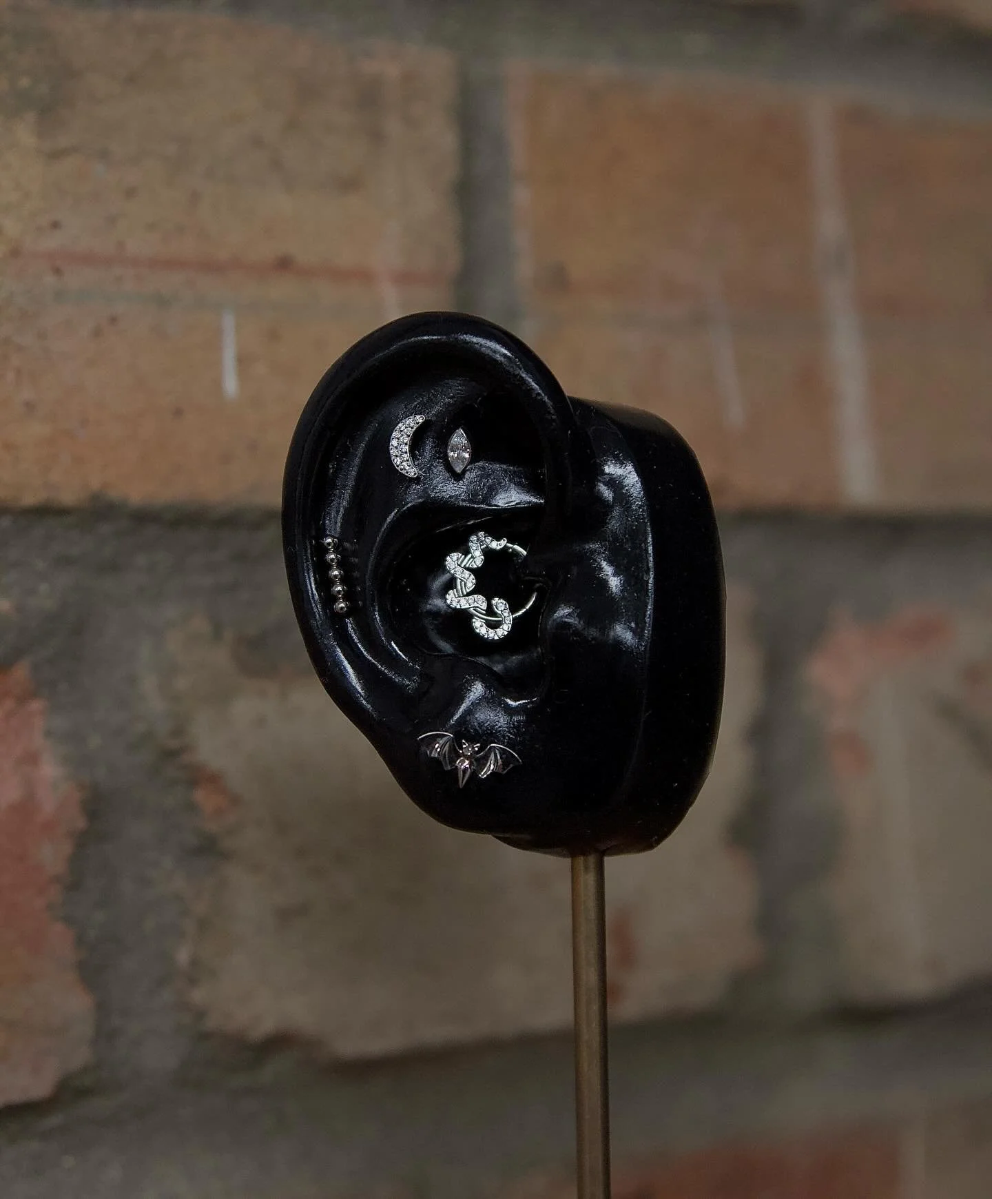 No costume? No problem. Let your ear do the haunting 🦇🌙

All our jewellery is made from implant-grade titanium &mdash; that means it&rsquo;s hypoallergenic &amp; safe for even the most sensitive skin 🤍

💎Like what you see? Why not pop in store &a