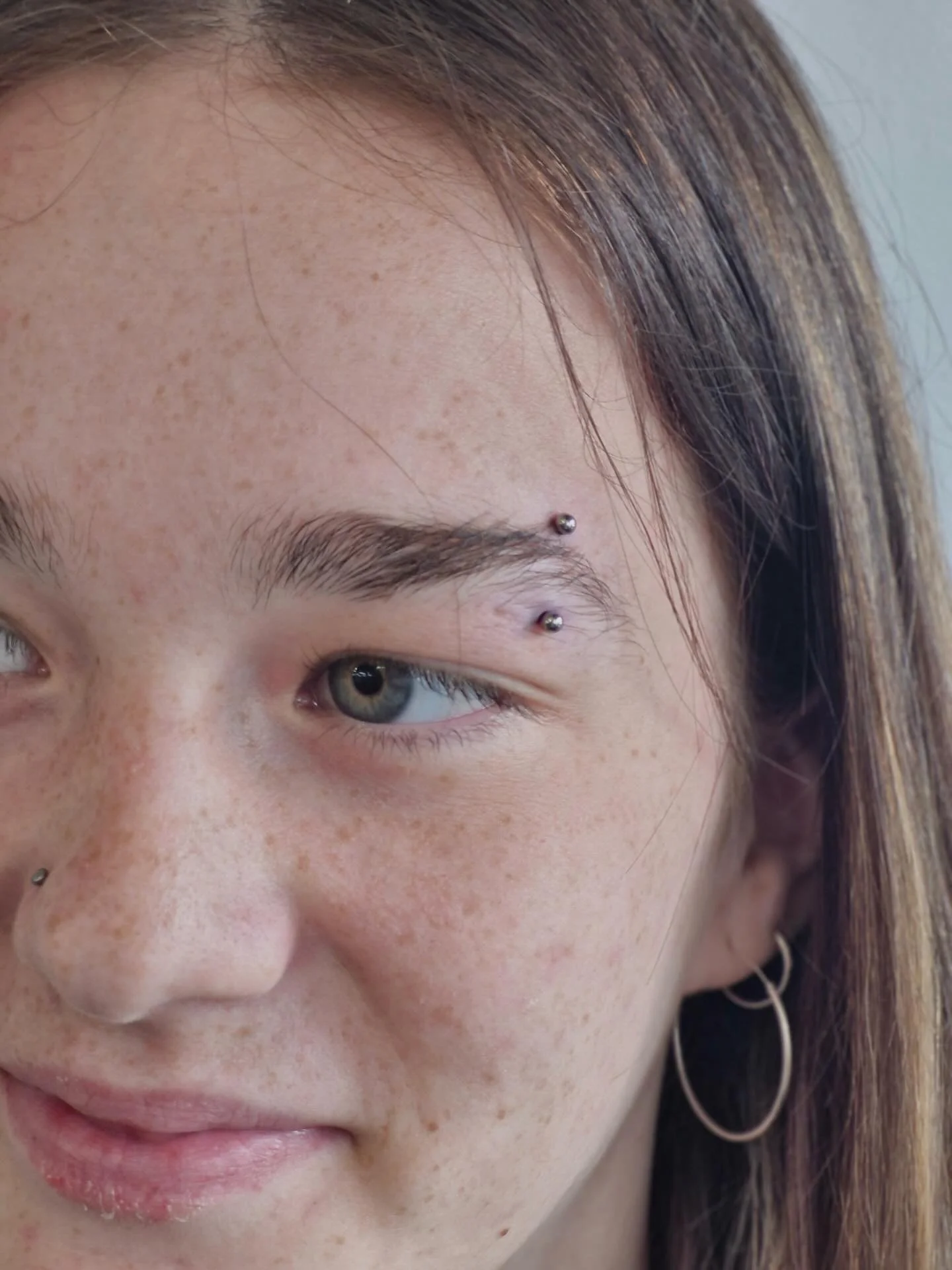 Loving this eyebrow piercing from Dave- suits this client so much!🧷

⭐️Eyebrow piercing
🪡Needle only!
📍Ely, Cambridgeshire: @aatattoofamily 
⏱️30 minute appointment
🗓️Availability: Tuesdays to Saturdays
⏰10am-5pm weekdays &amp; 10am-4pm Saturdays