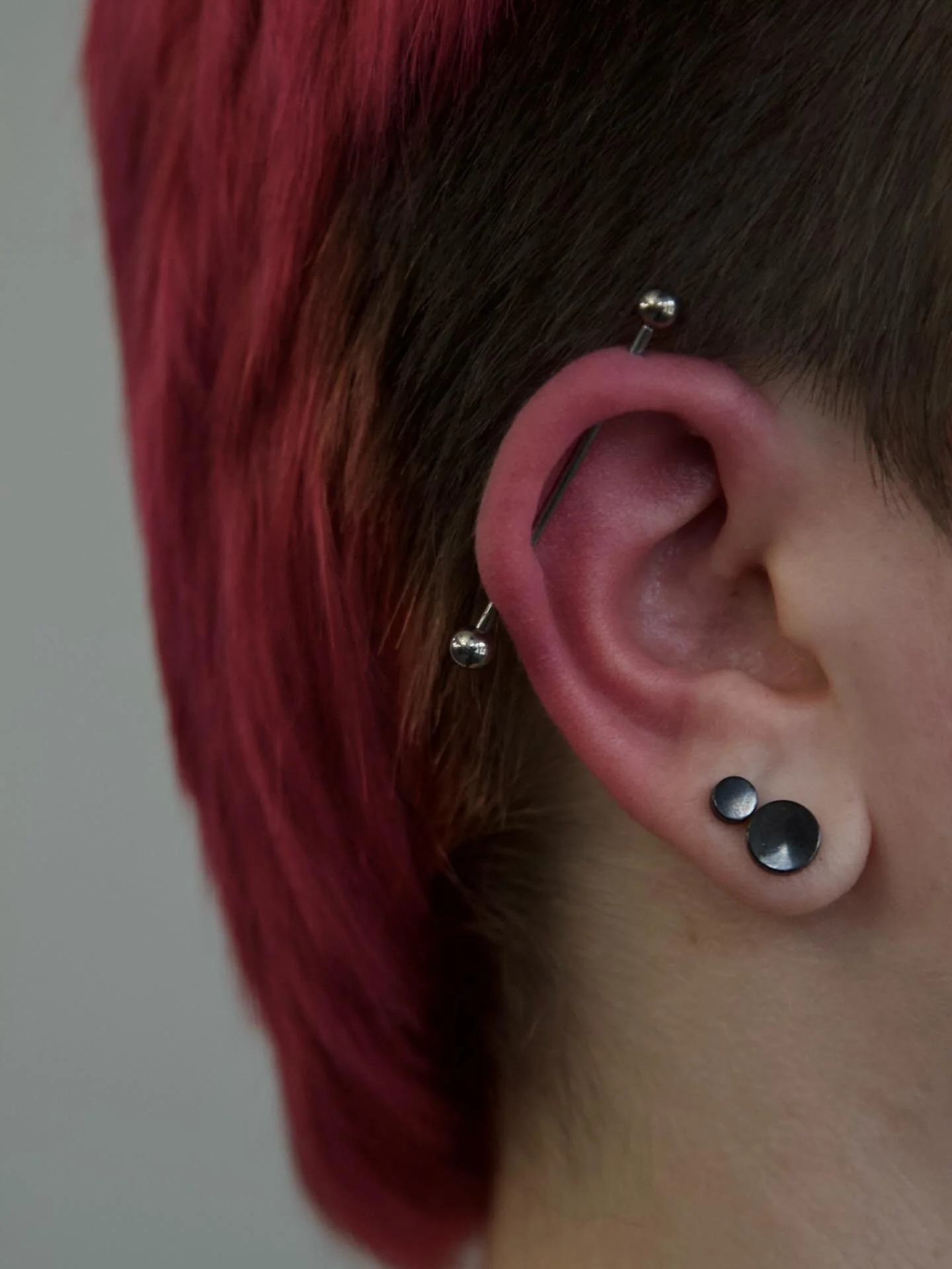 Fresh scaffold piercing for Sam🖤

📌 @piercingswithdave 
⭐️Scaffold/industrial piercing 
🪡Needle only!
📍Ely, Cambridgeshire: @aatattoofamily 
⏱️30 minute appointment
📆Availability: Tuesdays to Saturdays
⏰10am-5pm weekdays &amp; 10am-4pm Saturdays