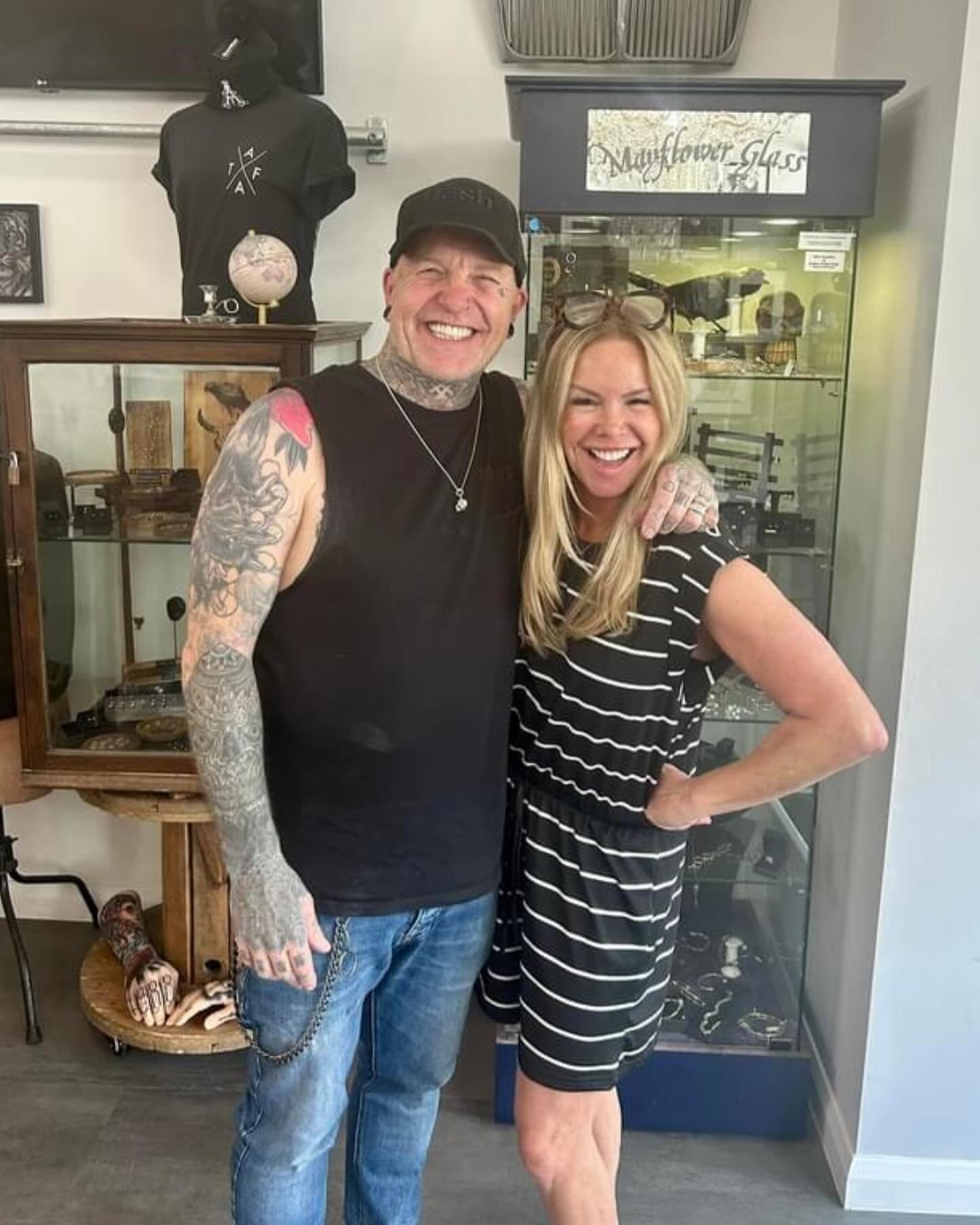 Always a pleasure having these two in the chair&hellip;..thanks @lisabxggs52 and Terry for trusting me with such an important tattoo. Until the next time xx #memorialtattoo #makingmemories #tattoo #tattoos #ely #cambs