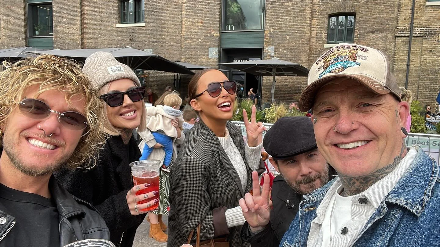 Day out in London with this beautiful bunch @alexjamesali @ellamorganc @luigi_monte @daniellea.92