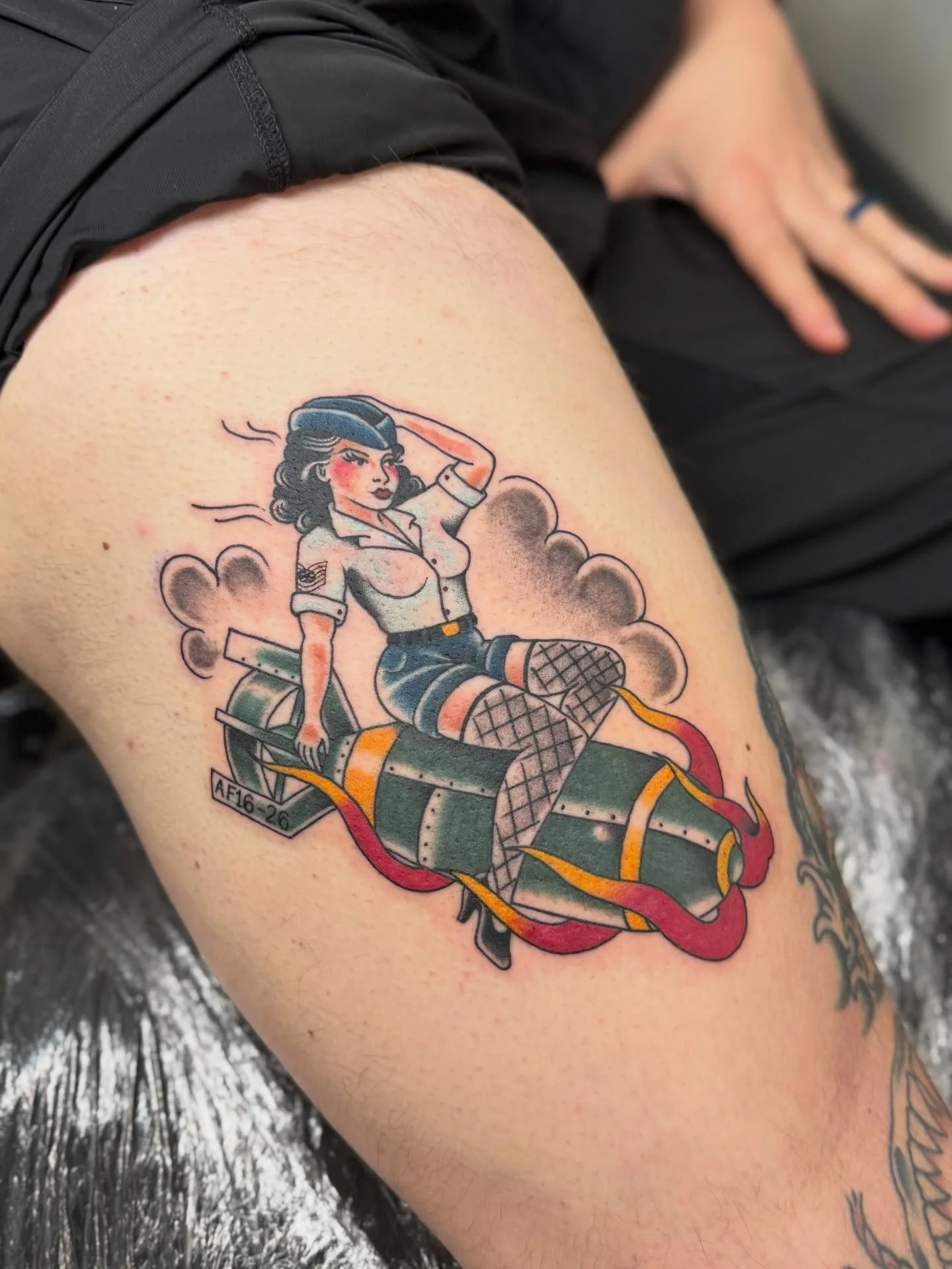 Traditional pin up for Connor💣

For bookings and enquiries email me on louie@almostangels.co.uk 

Made at @aatattoofamily 
📍 10 Fore Hill, Ely, Cambs, CB7 4AF

Supported by @checkmatetattoocare