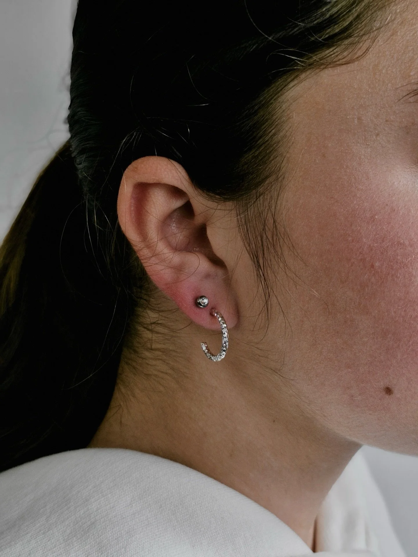 Second lobe piercing pierced by Dave 🖤✨

📌 @piercingswithdave 
⭐️Double lobe piercing
🪡Needle only!
📍Ely, Cambridgeshire: @aatattoofamily 
⏱️30 minute appointment 
📆Availability: Tuesdays to Saturdays
⏰10am-5pm weekdays &amp; 10am-4pm Saturdays 