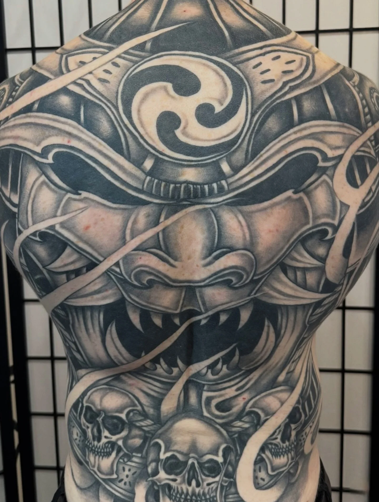 Amazing fully healed warrior back piece from Ben 💀🗡️

📌 @bharpertattoo 
📧For enquires, email ben@almostangels.co.uk