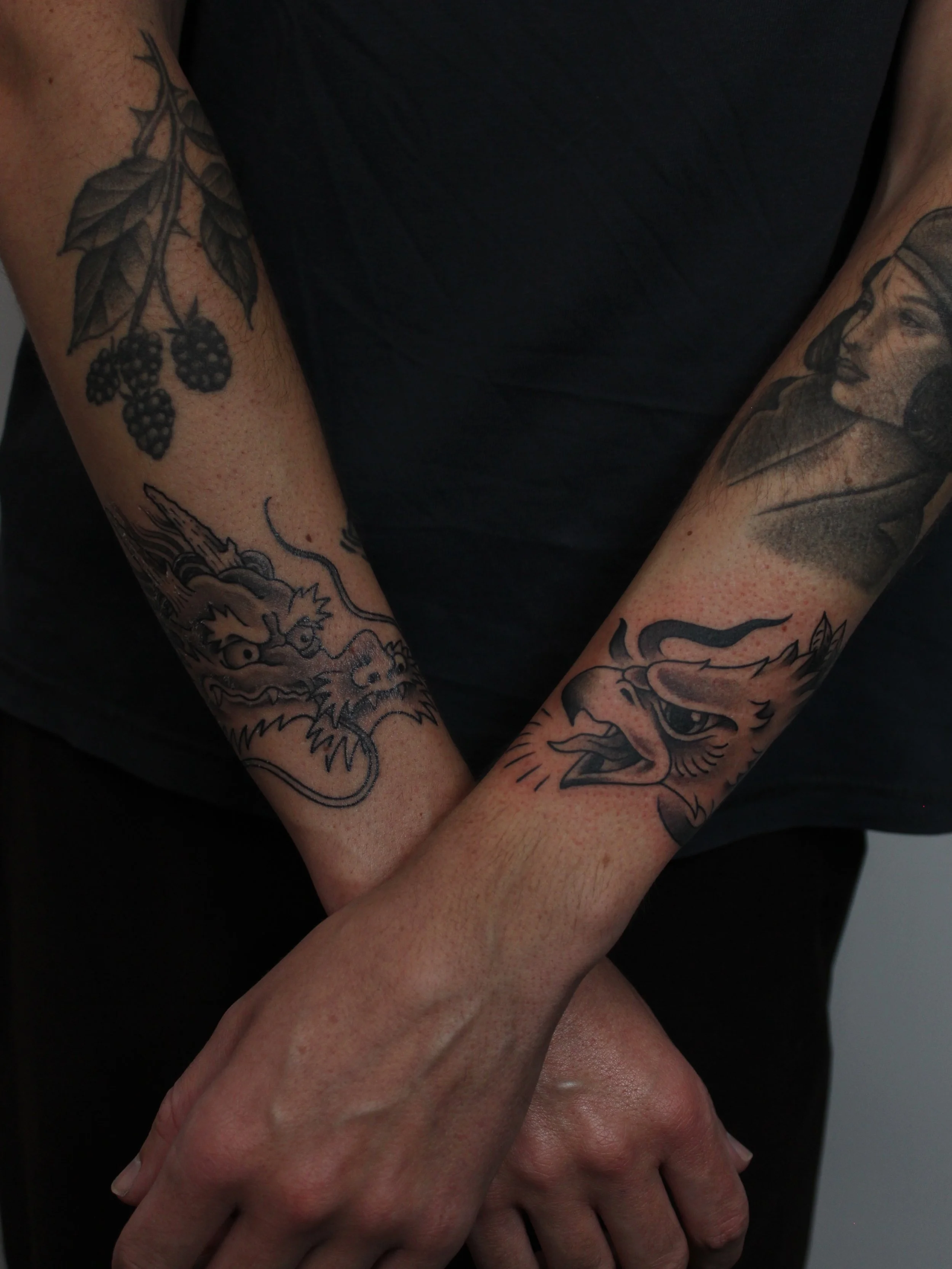 New additions for @alfiecoxtattoo 🐉🦅

For bookings and enquiries email me on louie@almostangels.co.uk

Made at @aatattoofamily 
📍10 Fore Hill, Ely, Cambs, CB7 4AF

Supported by @checkmatetattoocare
