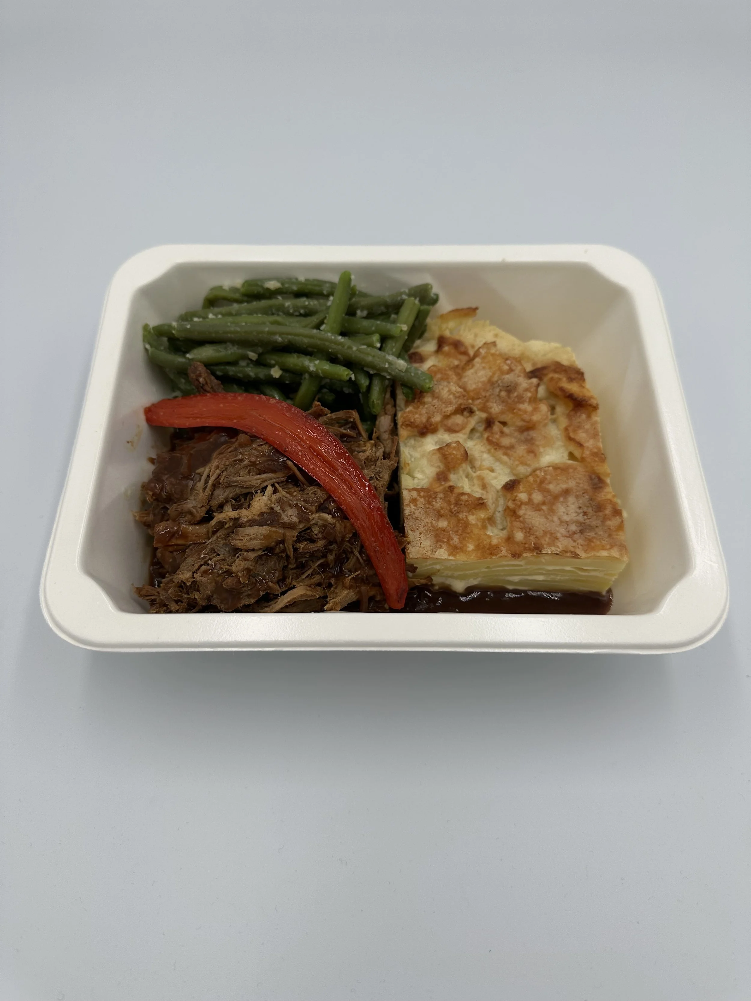 Pulled Pork mit Kartoffelgratin und grünen Bohnen.jpg