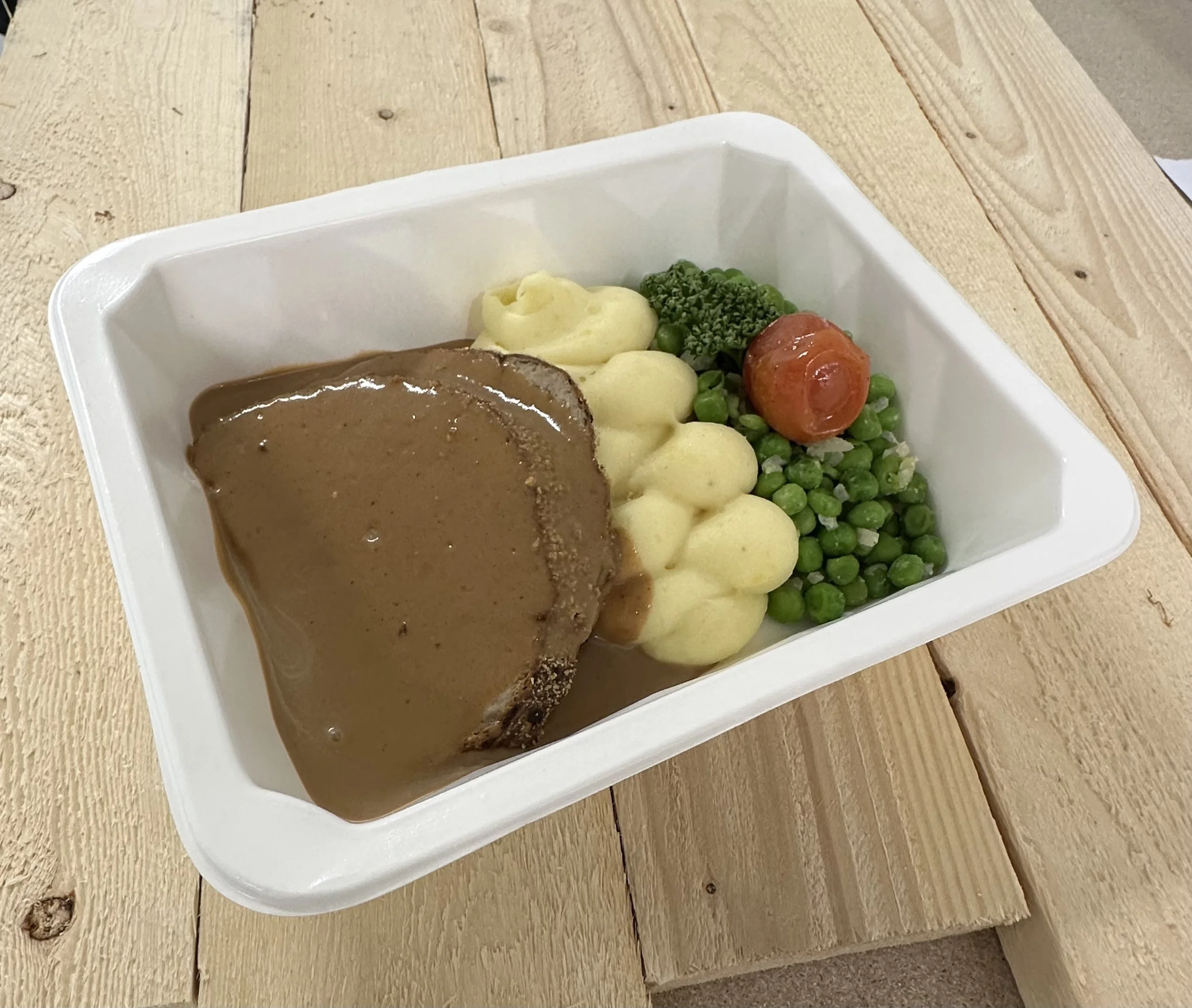 Kalbshackbraten mit Kartoffelstock.jpg