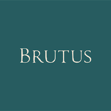 Logo avec le mot 'BRUTUS' en blanc sur un fond vert foncé.