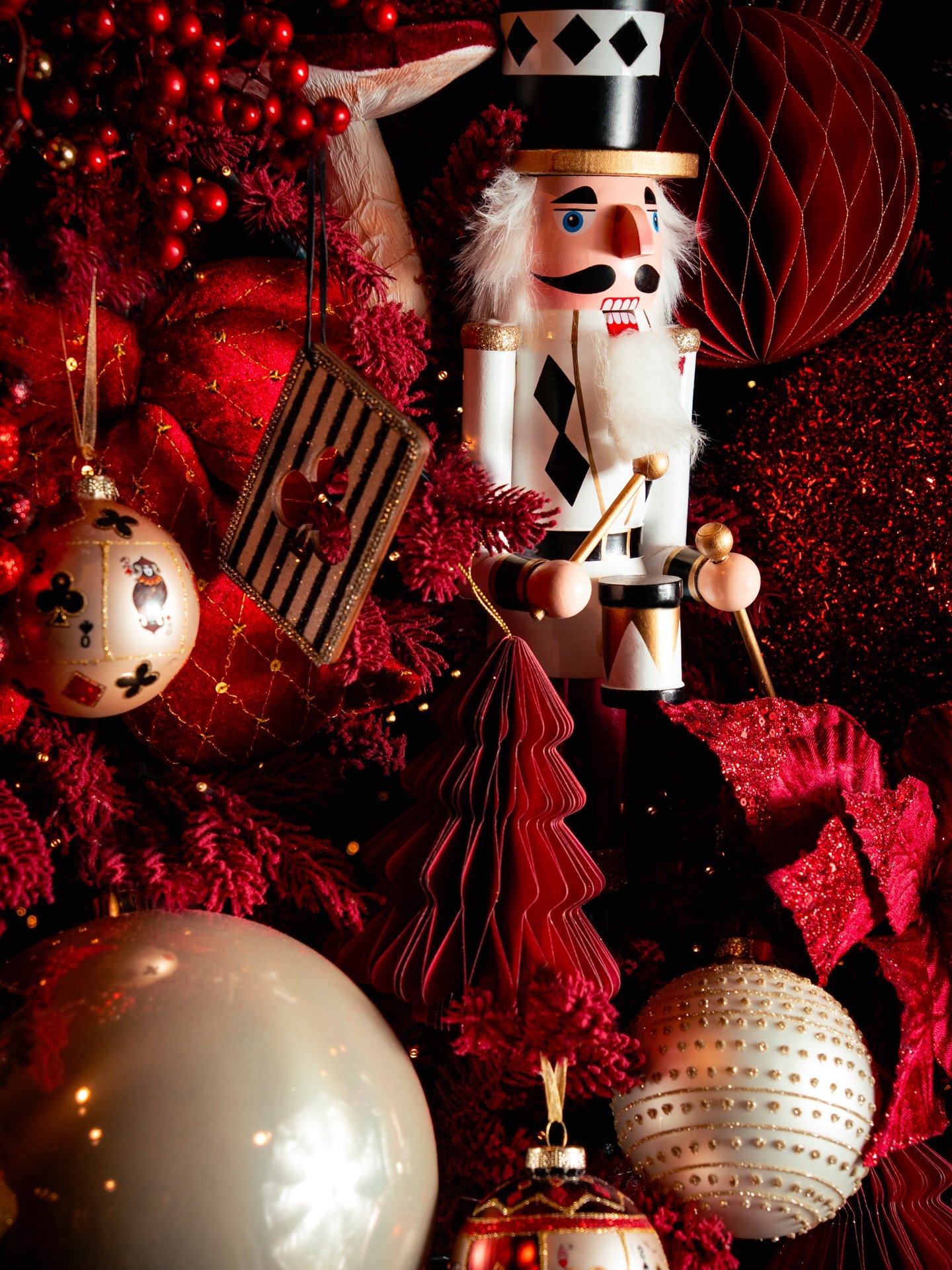 𝘋𝘳𝘦𝘢𝘮𝘪𝘯𝘨 𝘰𝘧 𝘊𝘩𝘳𝘪𝘴𝘵𝘮𝘢𝘴
&bull;
&bull;
&bull;
#lineaverdebergamo #lineaverde #bergamo #christmas #natale #natale #christmasdecor #decorazioninatalizie #christmastree #alberodinatale #negozionatale #christmasstore #colour #colourchrist