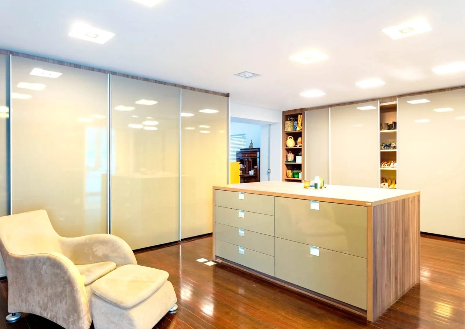 WhatsApp Image 2025-10-30 at 23.59.50 (3).jpeg