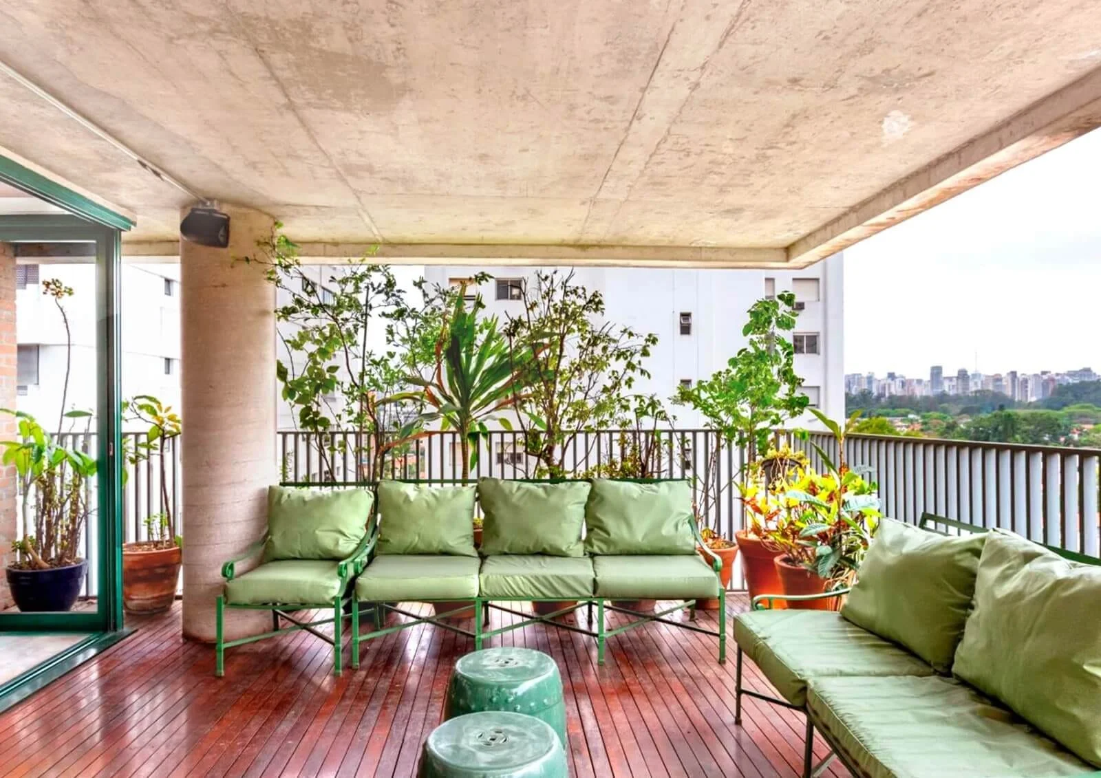 WhatsApp Image 2025-10-30 at 23.59.50 (2).jpeg