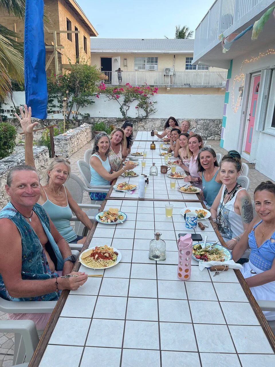 DOLPHIN FOOD WILDQUEST TABLE.jpg