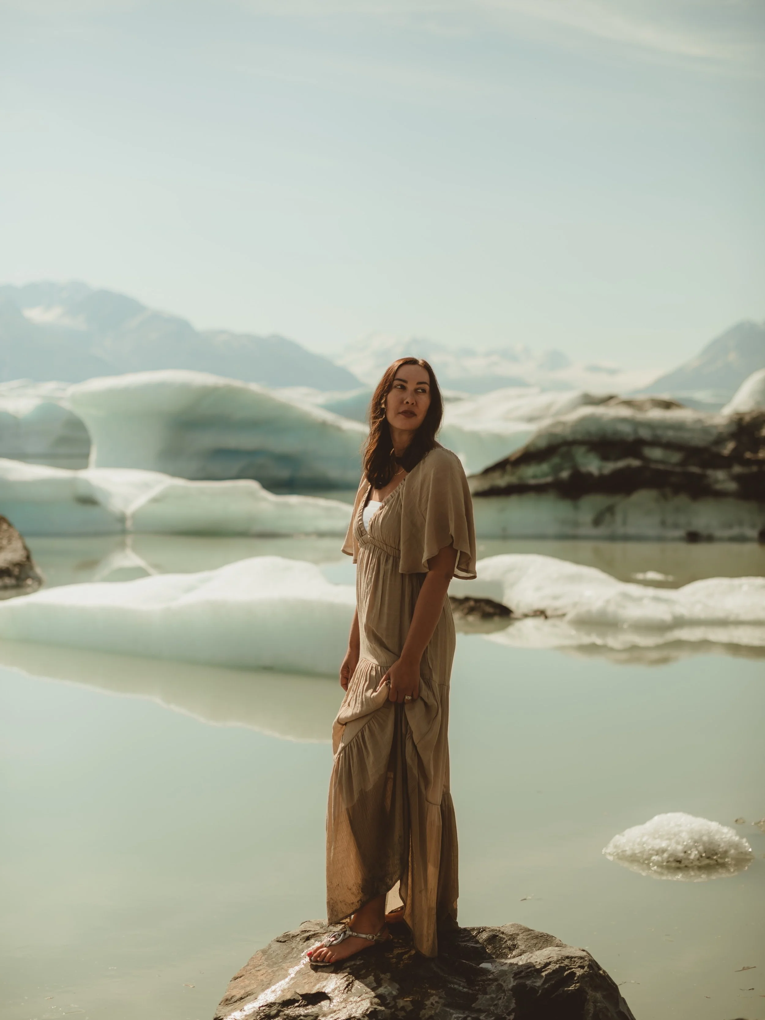 Alaska is one of those places you think you understand, until you actually go&hellip;🏔️

Photos don&rsquo;t really prepare you for this.

And somehow, the best part isn&rsquo;t even the view. It&rsquo;s getting to experience it with your people.

So