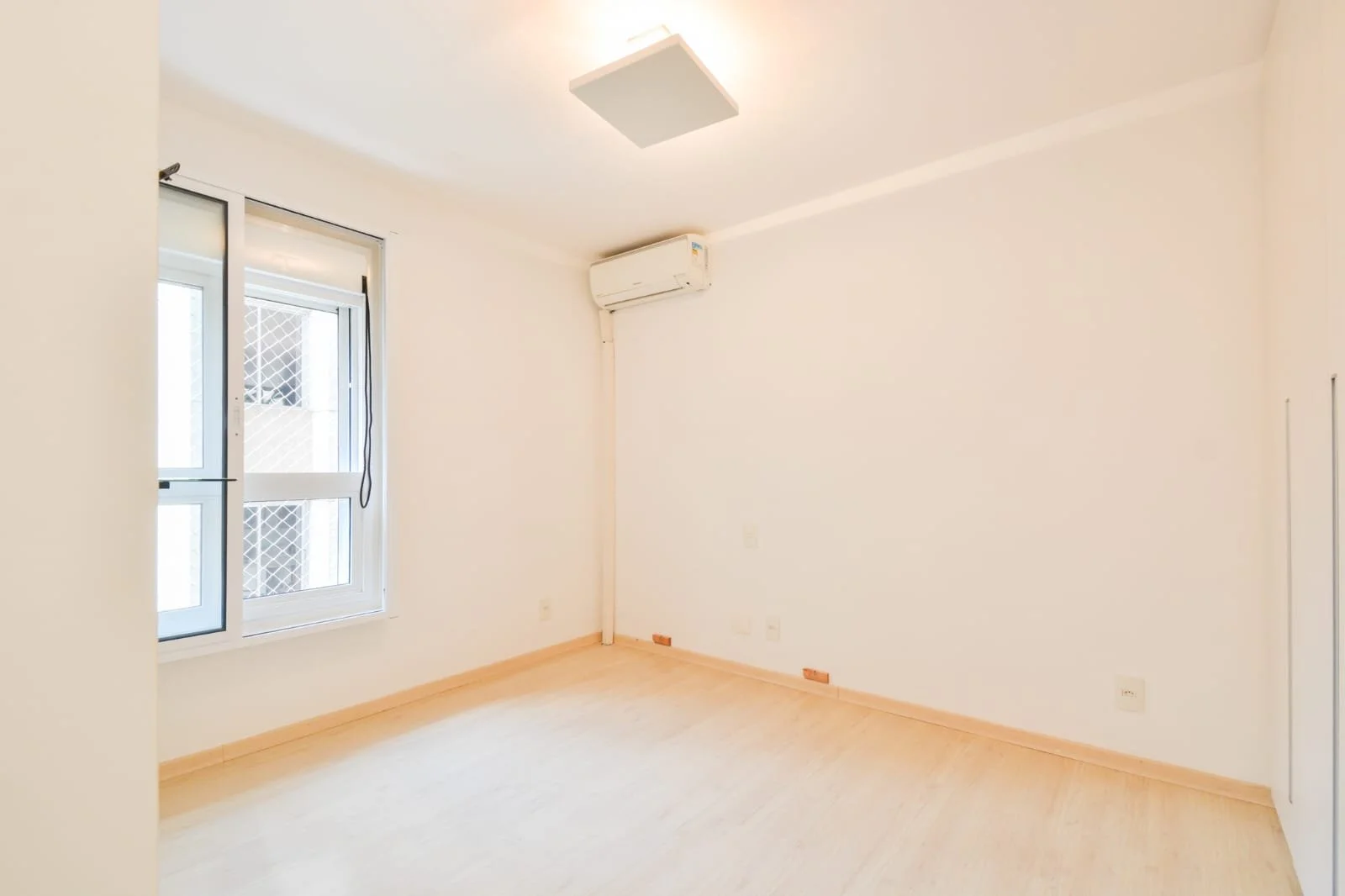 WhatsApp Image 2025-10-31 at 18.23.59.jpeg