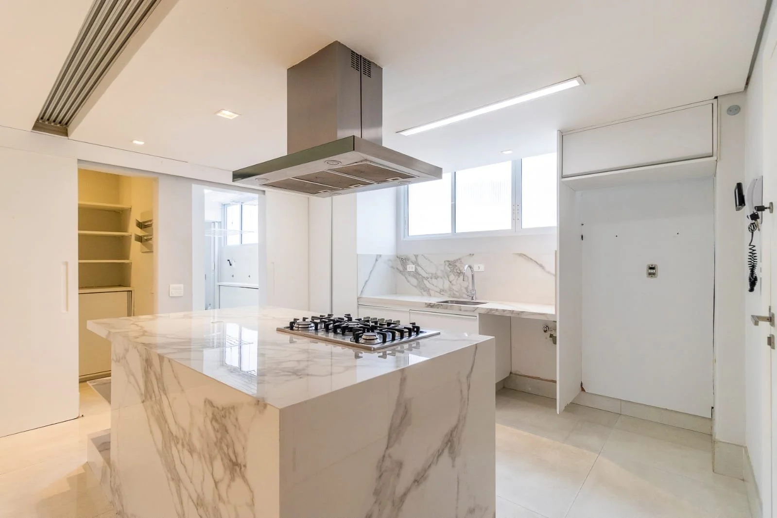 WhatsApp Image 2025-10-30 at 16.53.45 (2).jpeg