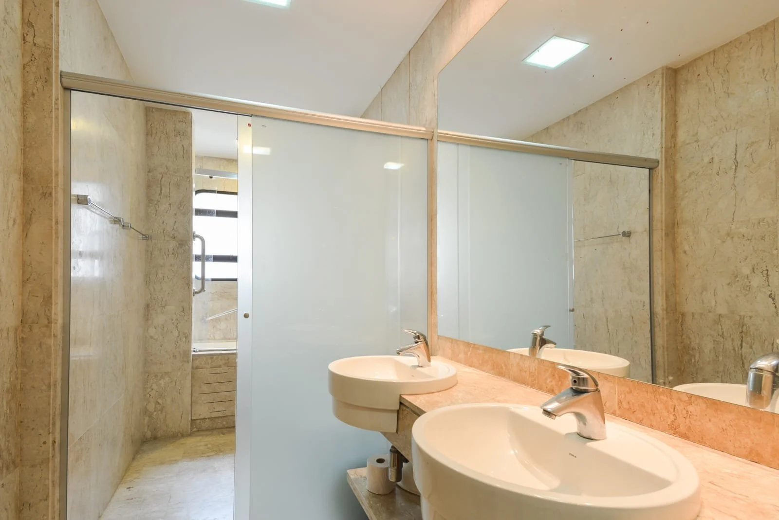 WhatsApp Image 2025-10-31 at 18.22.20 (3).jpeg