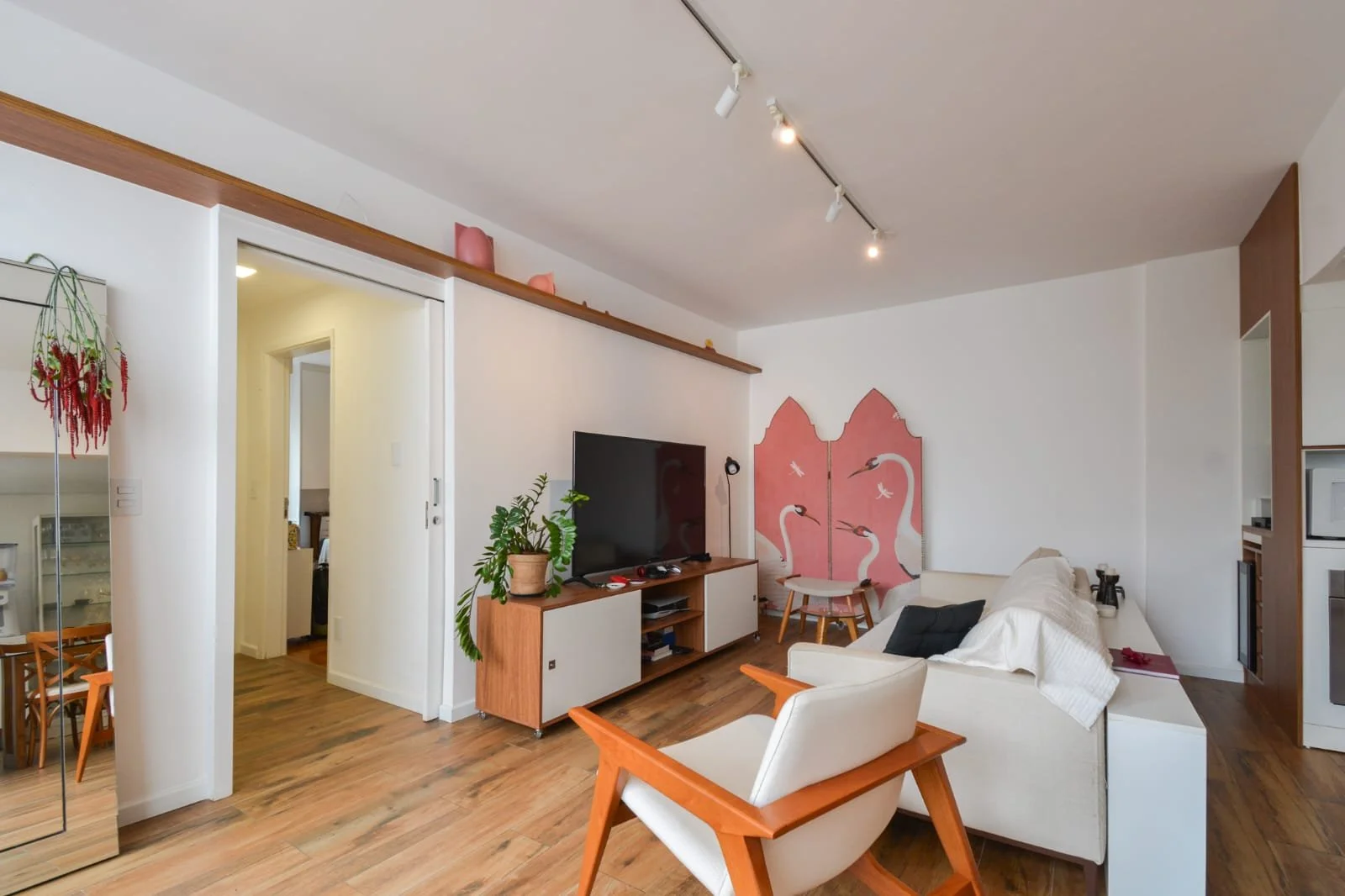 WhatsApp Image 2025-10-31 at 18.19.55 (1).jpeg