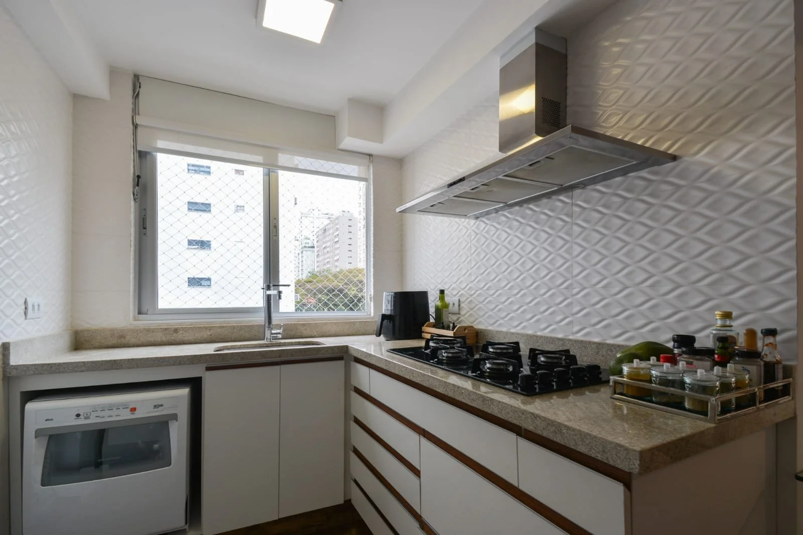 WhatsApp Image 2025-10-31 at 18.19.54.jpeg