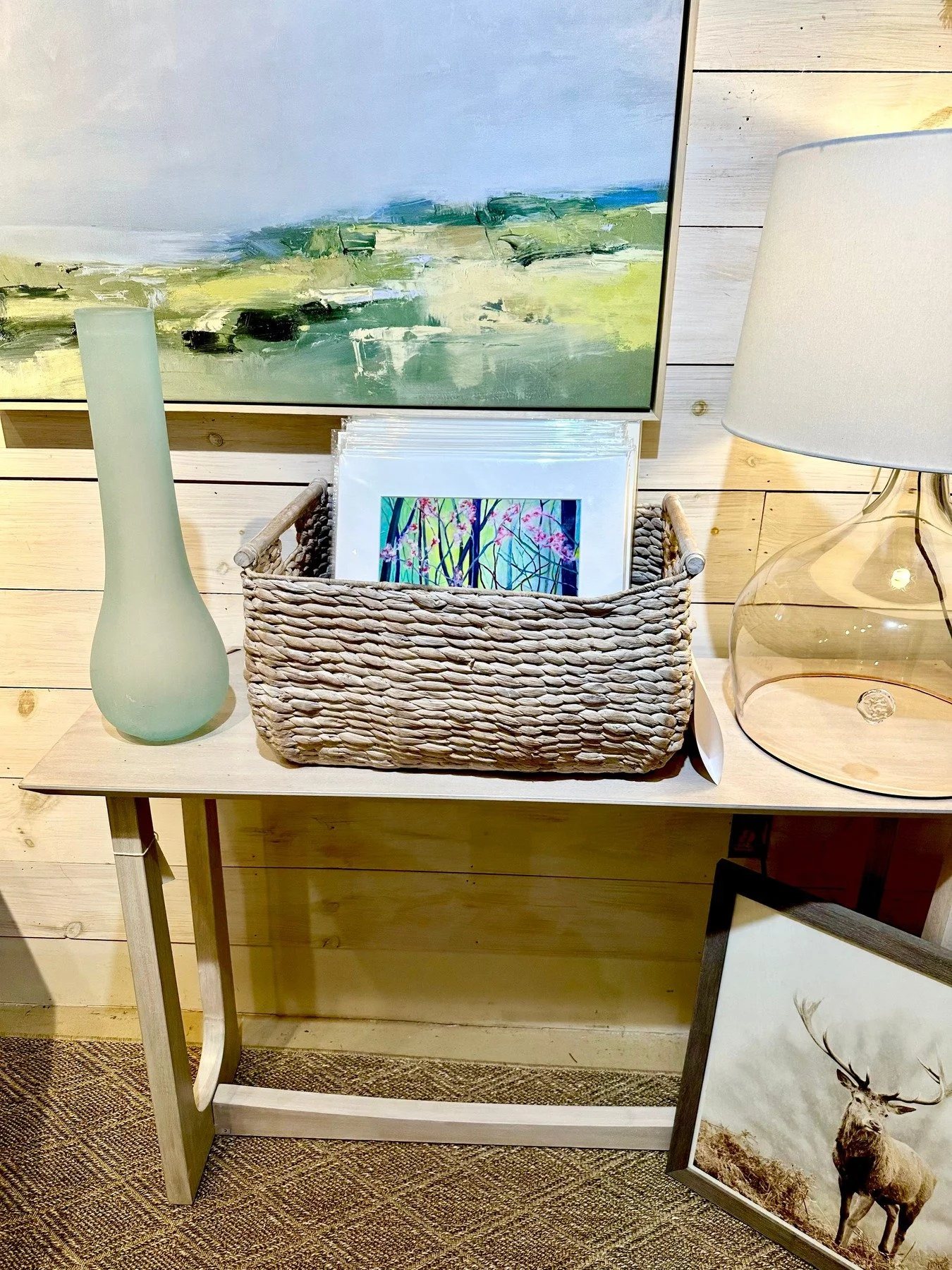Thank you to The Willow in Exeter for stocking my Gicl&eacute;e prints! 🎨🤍

If you&rsquo;re searching for the perfect gift for the discerning person in your life, The Willow has you covered.

Stop in, browse their beautiful selection, and pick up a