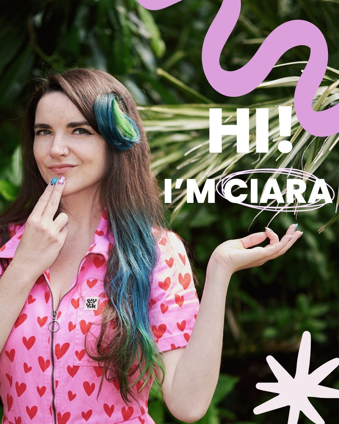 Hi there! I&rsquo;m Ciara (pronounced Kir-Rah)💁🏻&zwj;♀️✨ 

I&rsquo;m a certified EFT Practitioner with a background in the creative arts - I studied Fashion and ran a headwear brand for over 10yrs&hellip;whilst dealing with a persistent creative bl