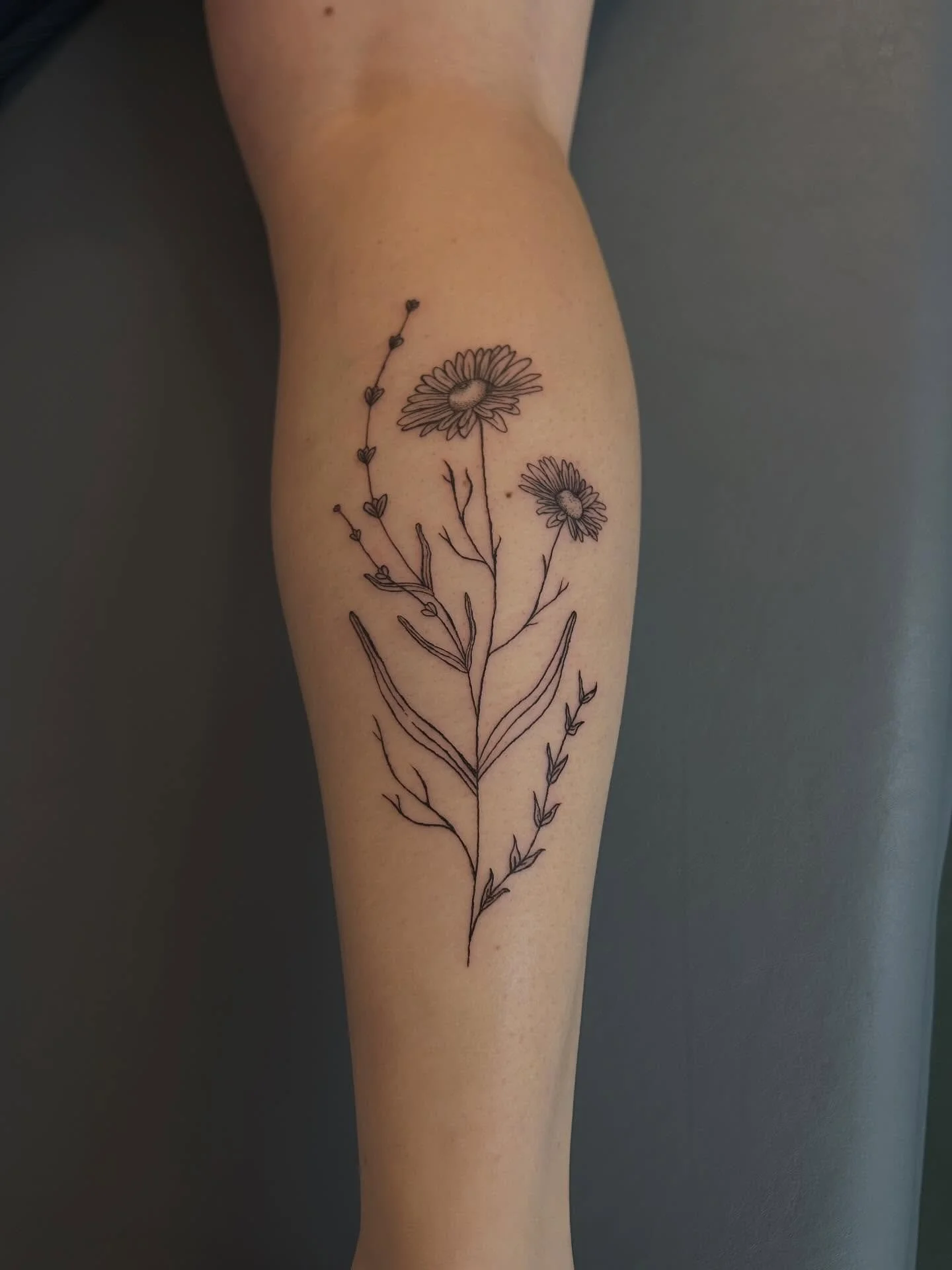 pretty lil lavender and chamomile spell for Hannah 🪄