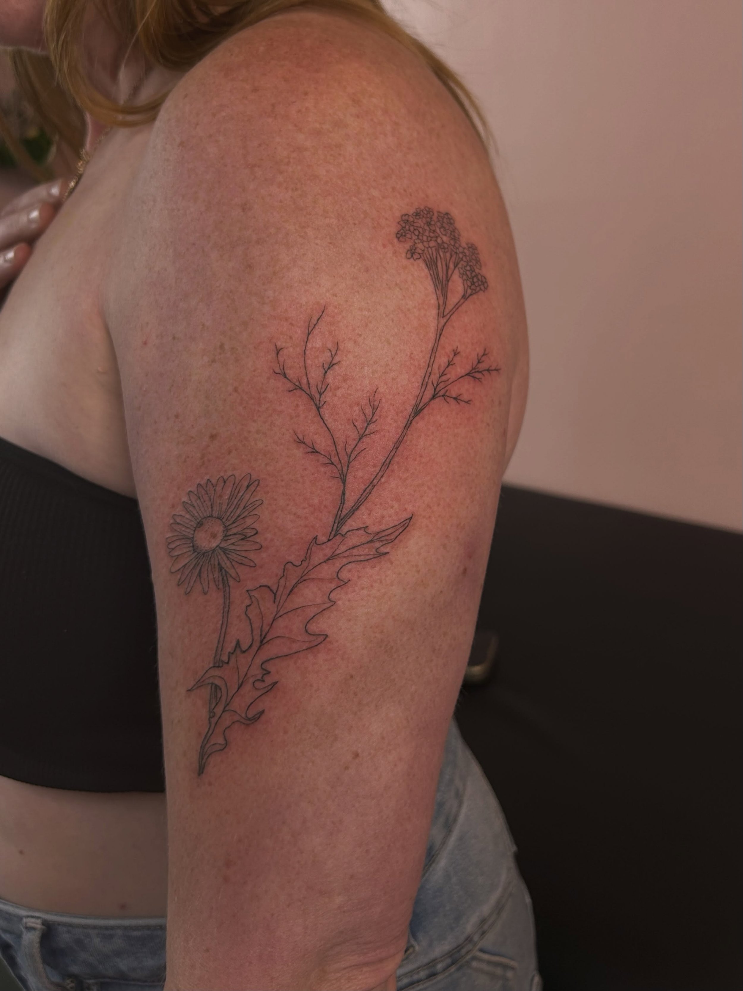 beginning of a sweet floral wrap for Liz 🌿