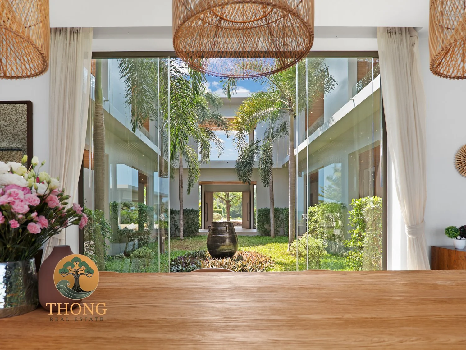 Villa Z master suite