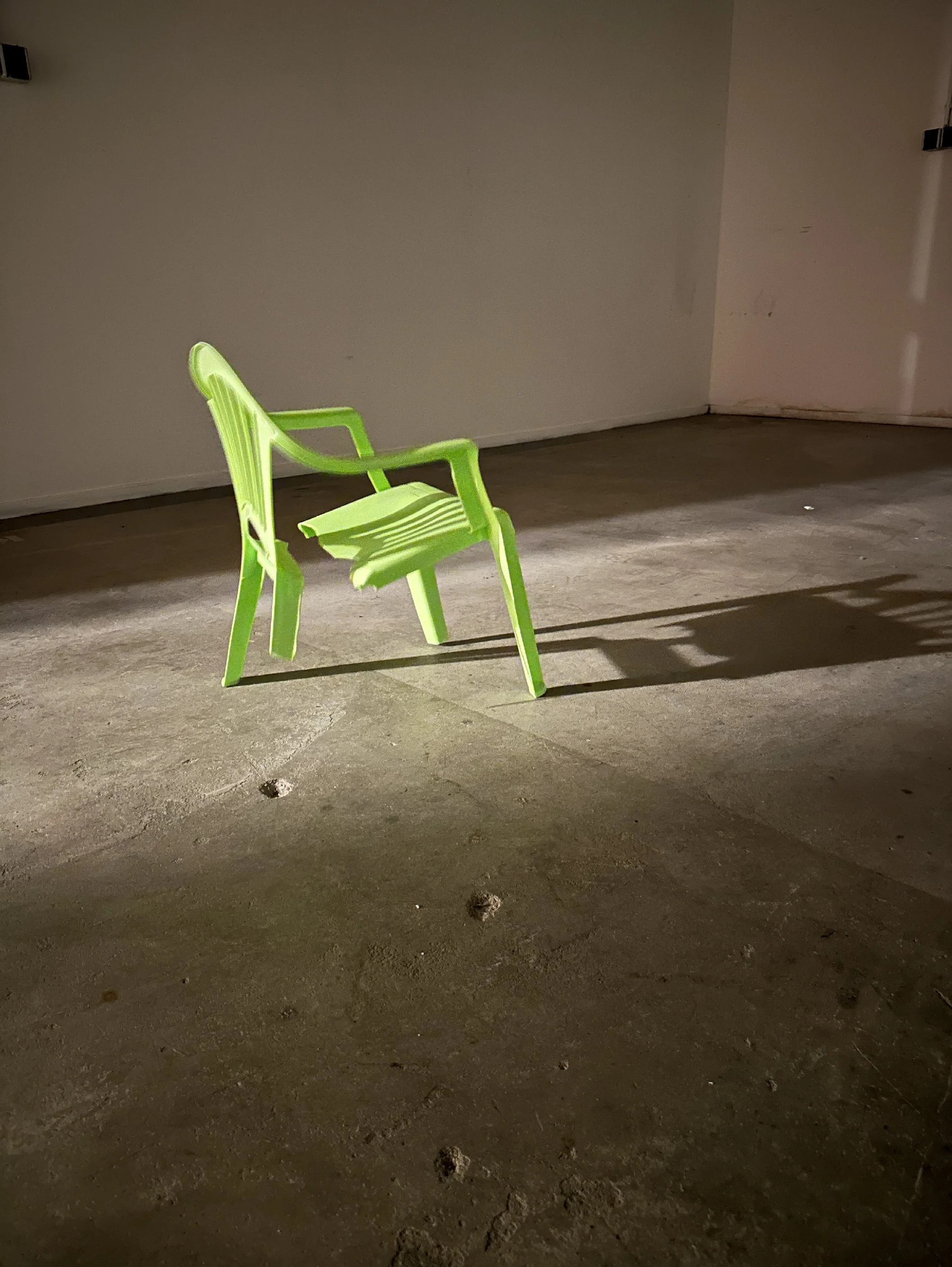 Barely Holding It Together_Tekengebied 1 kopie 11.jpg