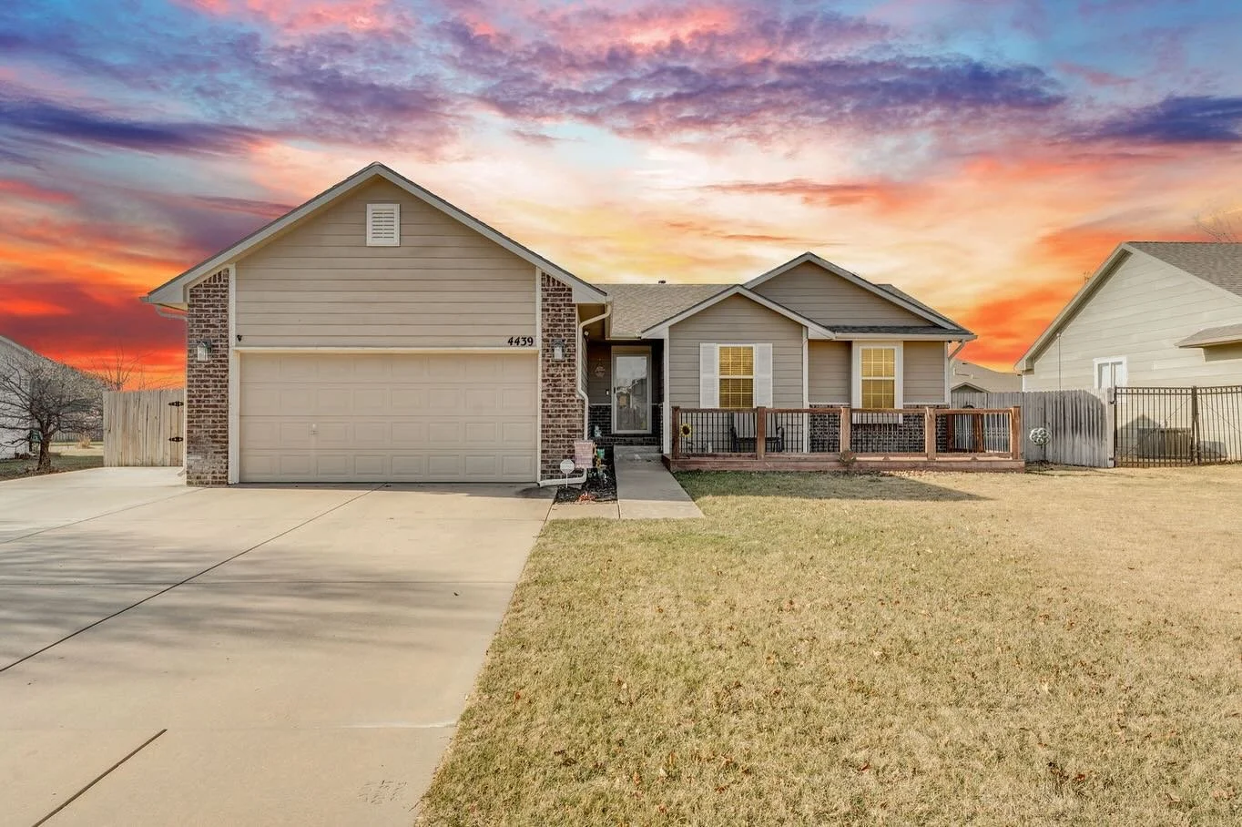 ::4439 S Saint Paul:: This home has everything&mdash;the space, the layout, the great school district, and to make it even more amazing, it&rsquo;s low maintenance. Built in 2004, this 5 bedroom 3 bathroom home has been beautifully maintained and in 