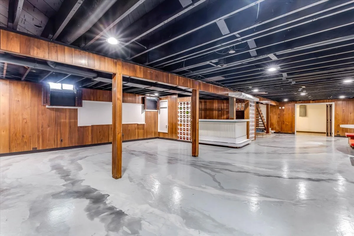 39-1610 W 34th St N-39.jpg