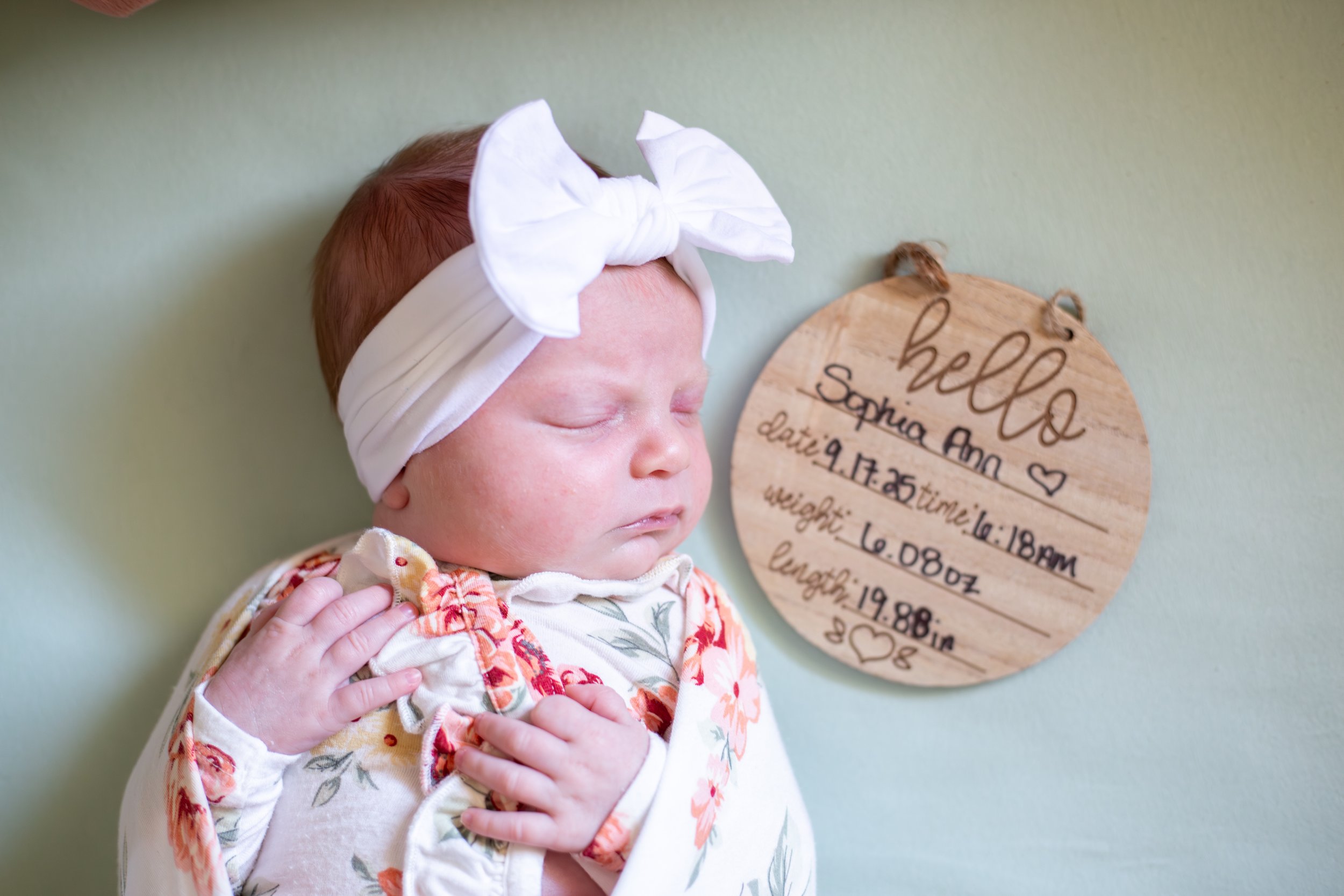 Sophia Newborn Photos-21.jpg