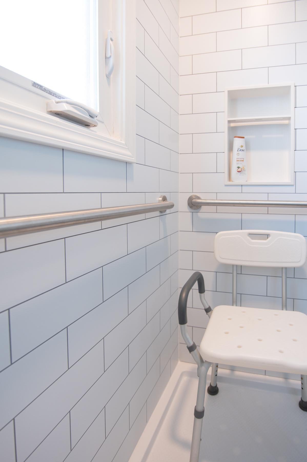 bathroom-mp-ada-09.jpg