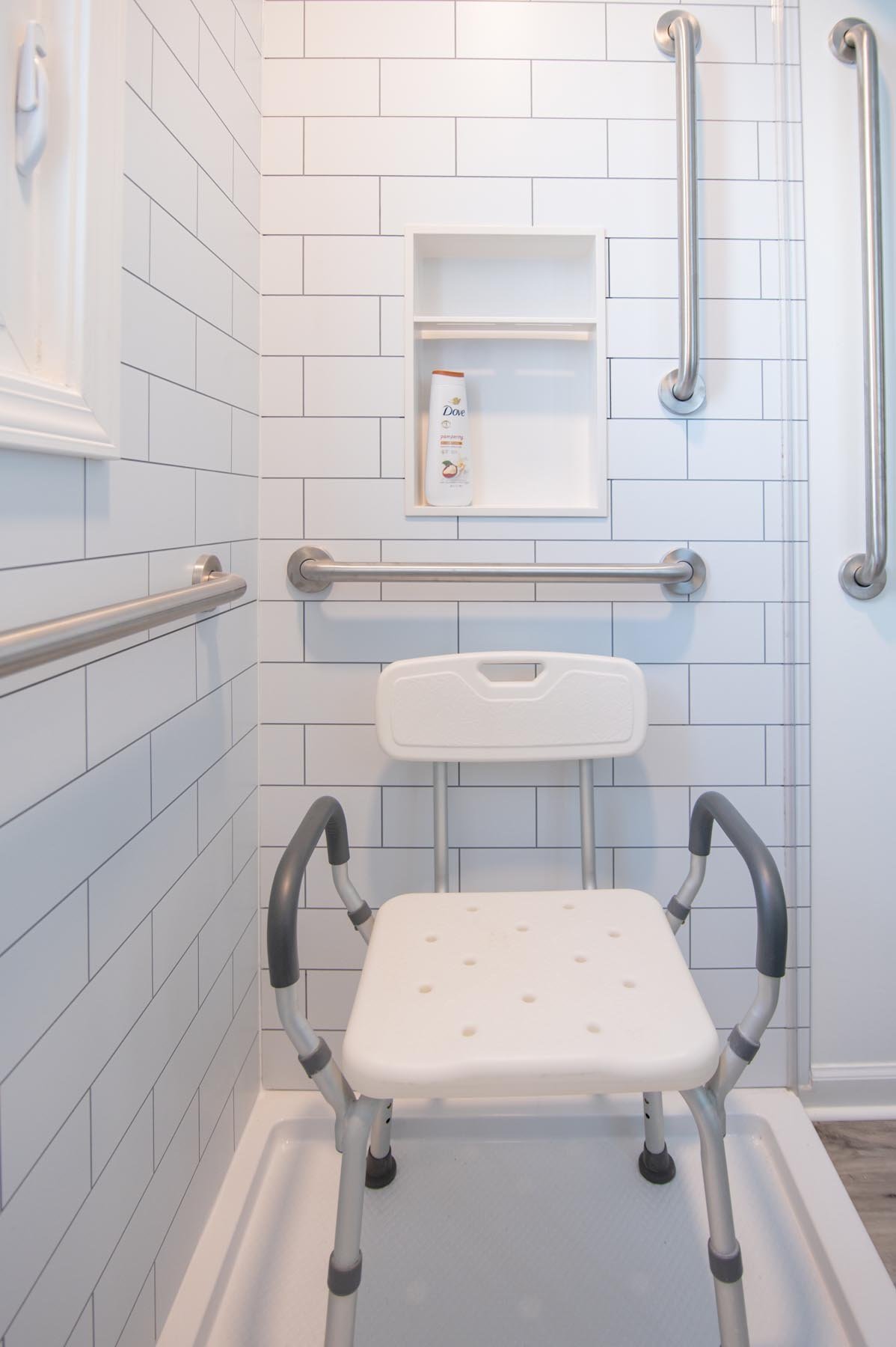 bathroom-mp-ada-08.jpg