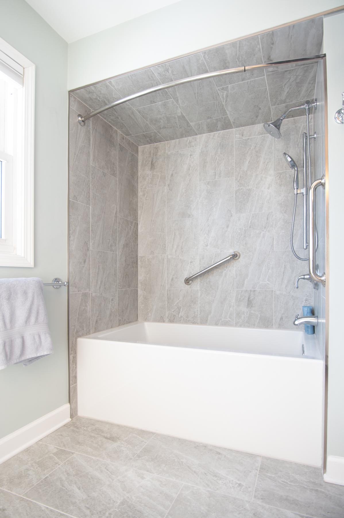 bath-gurnee-05.jpg