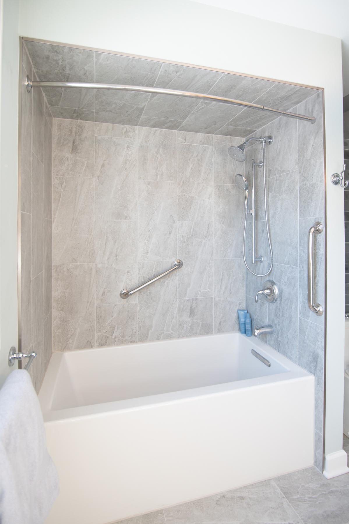 bath-gurnee-01.jpg