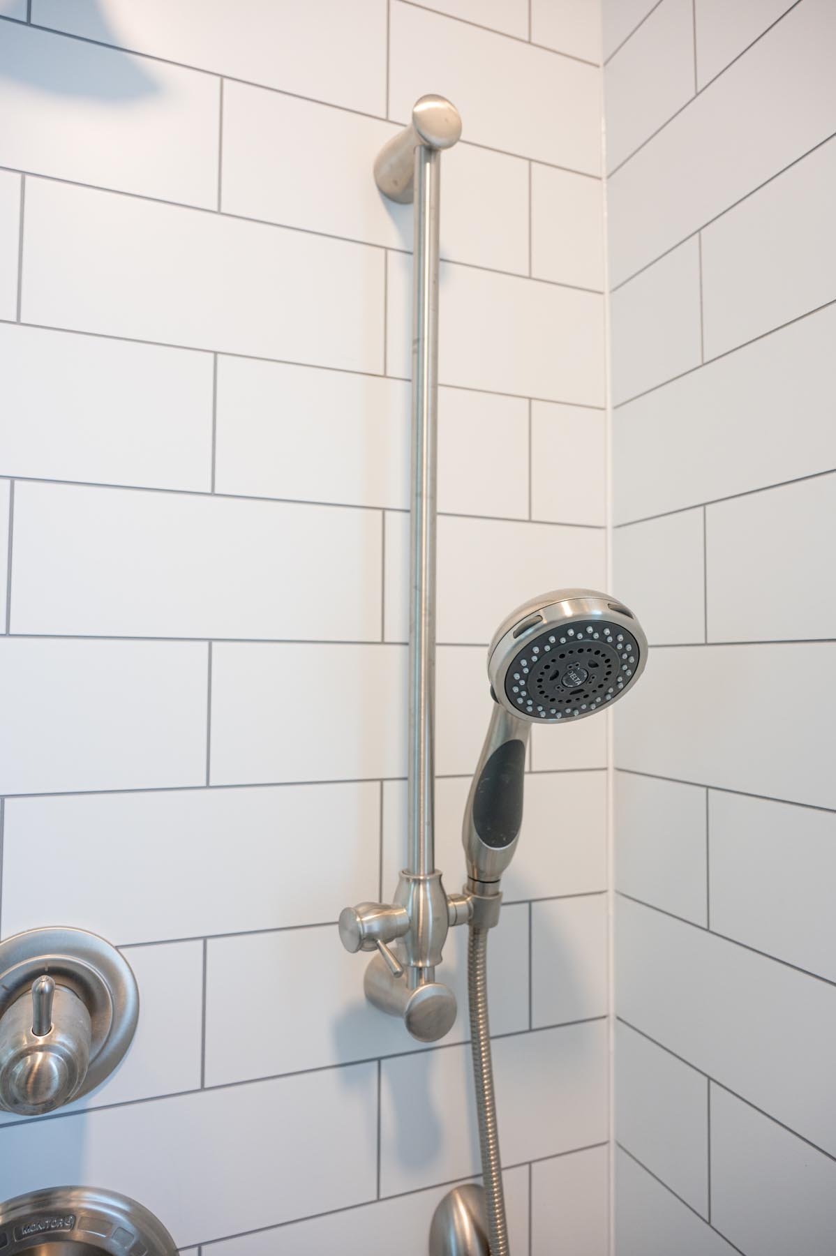 bathroom-mp-ada-02.jpg