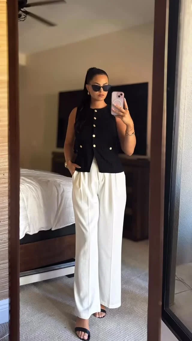 Timeless black & white vibes ✨
Button vest + wide-leg pants = effortless elegance 🖤🤍
#OOTD #BlackAndWhite #ChicLook #StyleInspiration #personalstylist